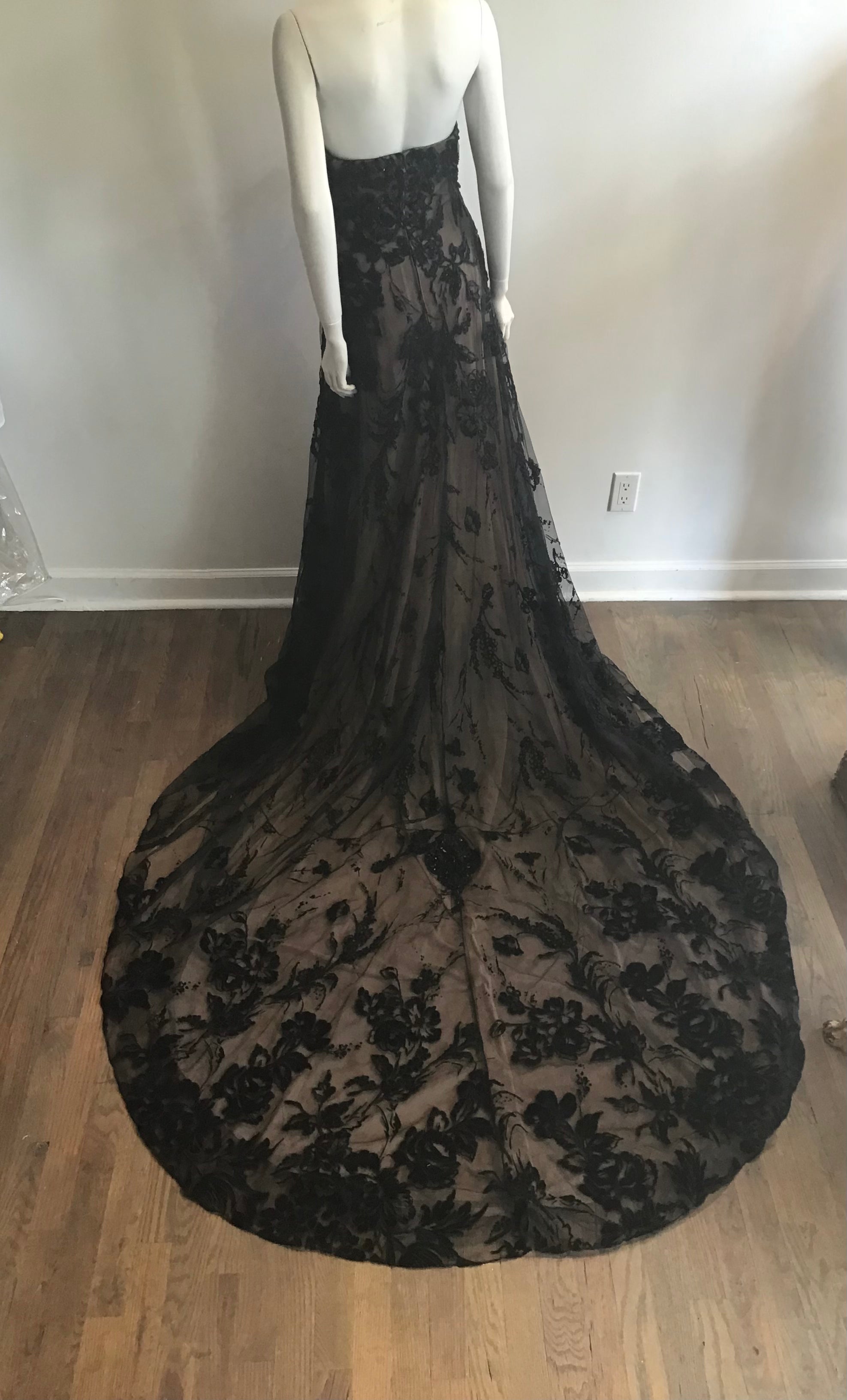 1990s Bagley Mischka Black/beige  Beaded Evening Gown with Train-10/12