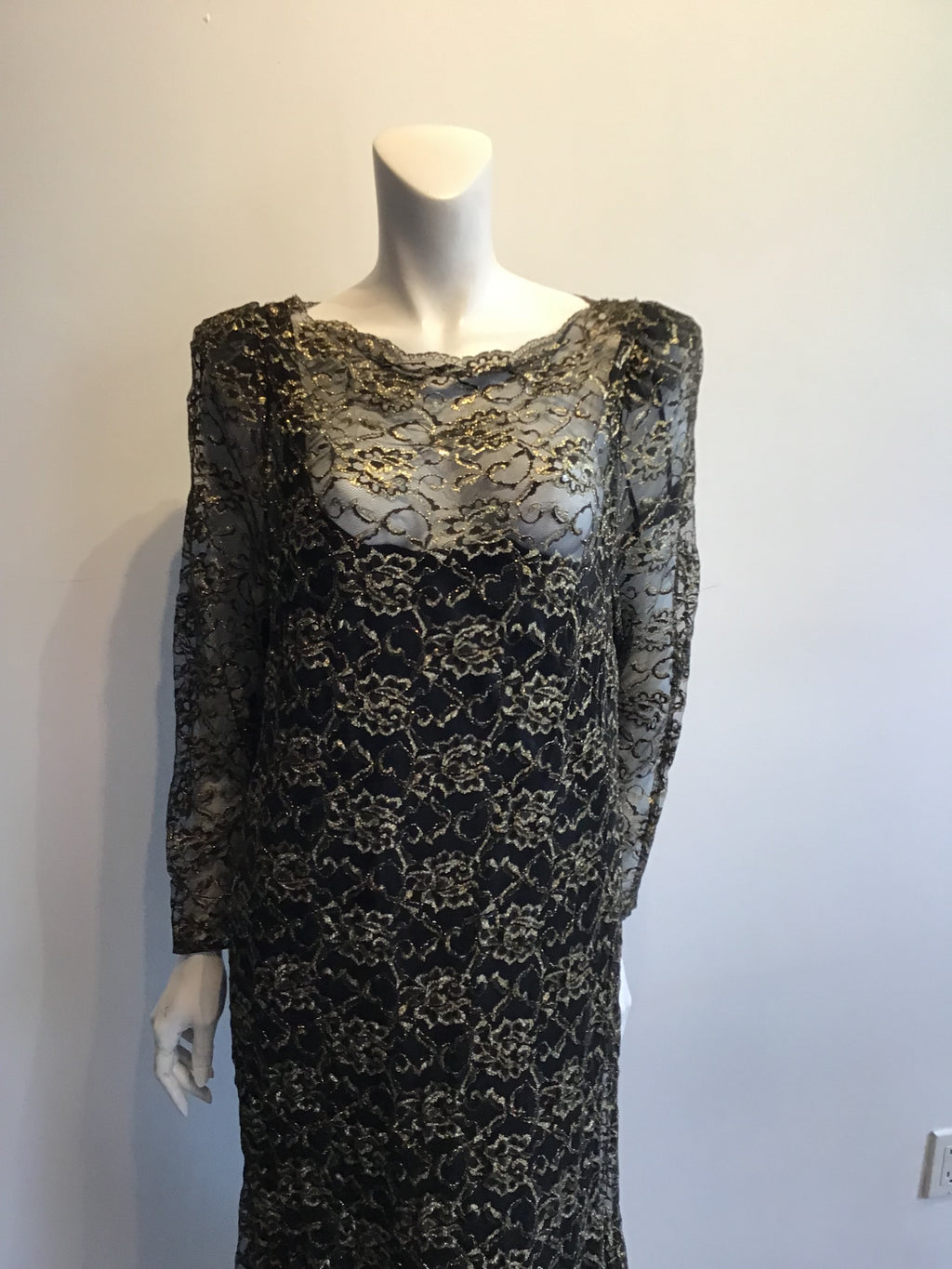 1980’s Gold/Black Metallic Lace Evening Dress Size 16