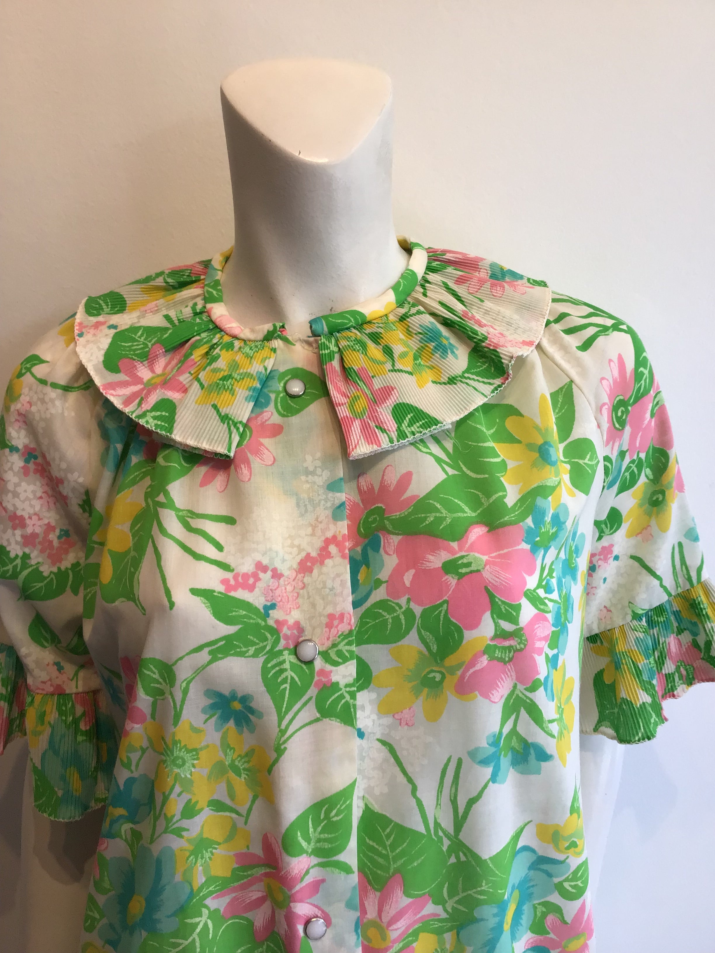 1960’s Polyester Floral House Dress Size 10