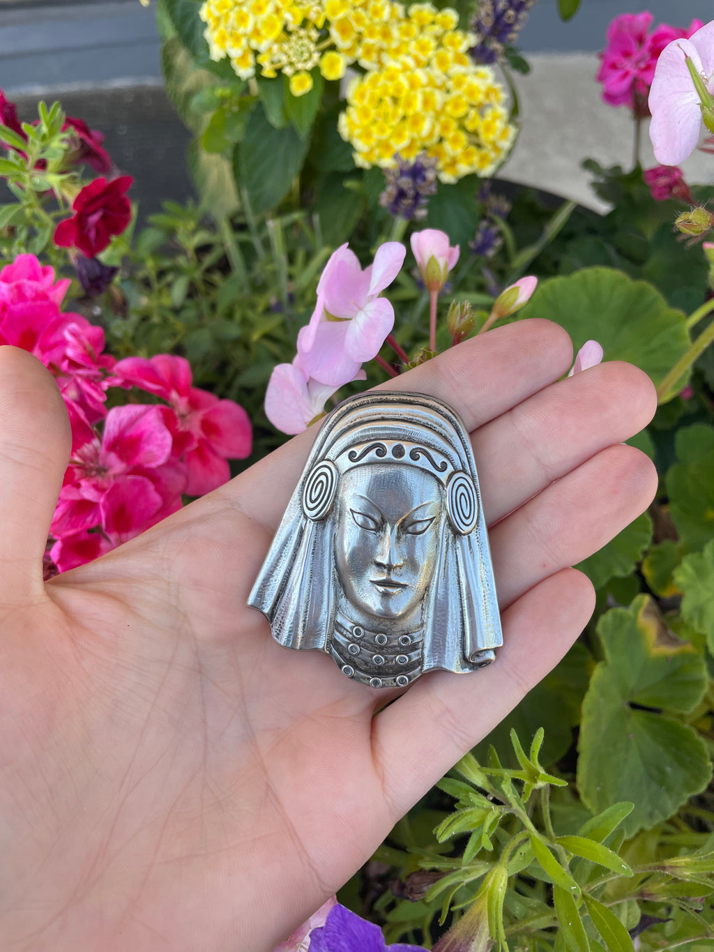 Truart Sterling womans head 1940s pin