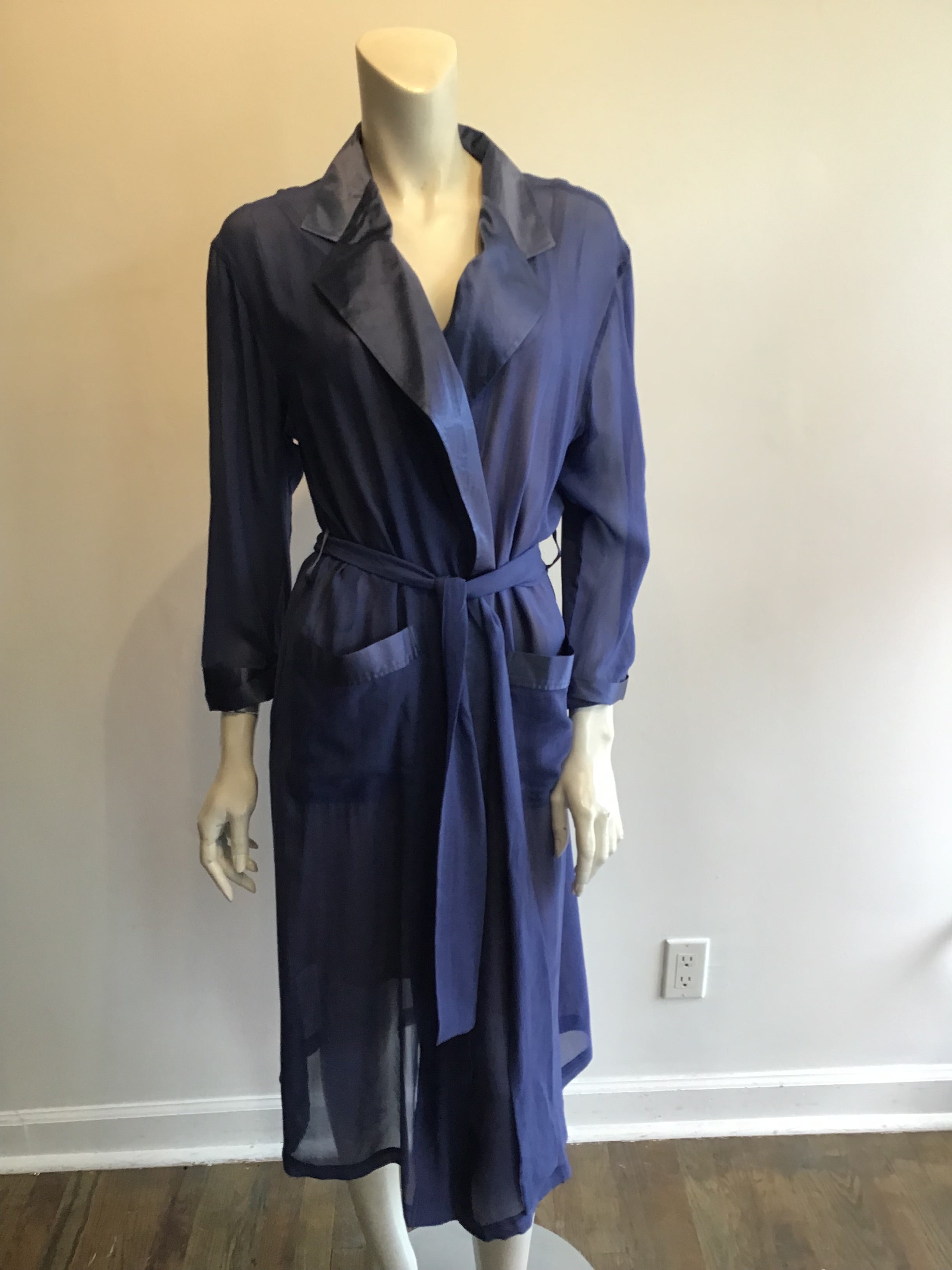2000’s Blue Silk Gigi Robe Size 8