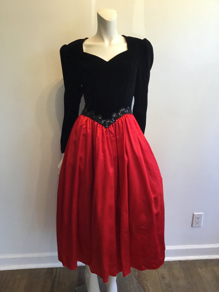 1980’s Silk Velvet Red and Black Evening Dress Size 8