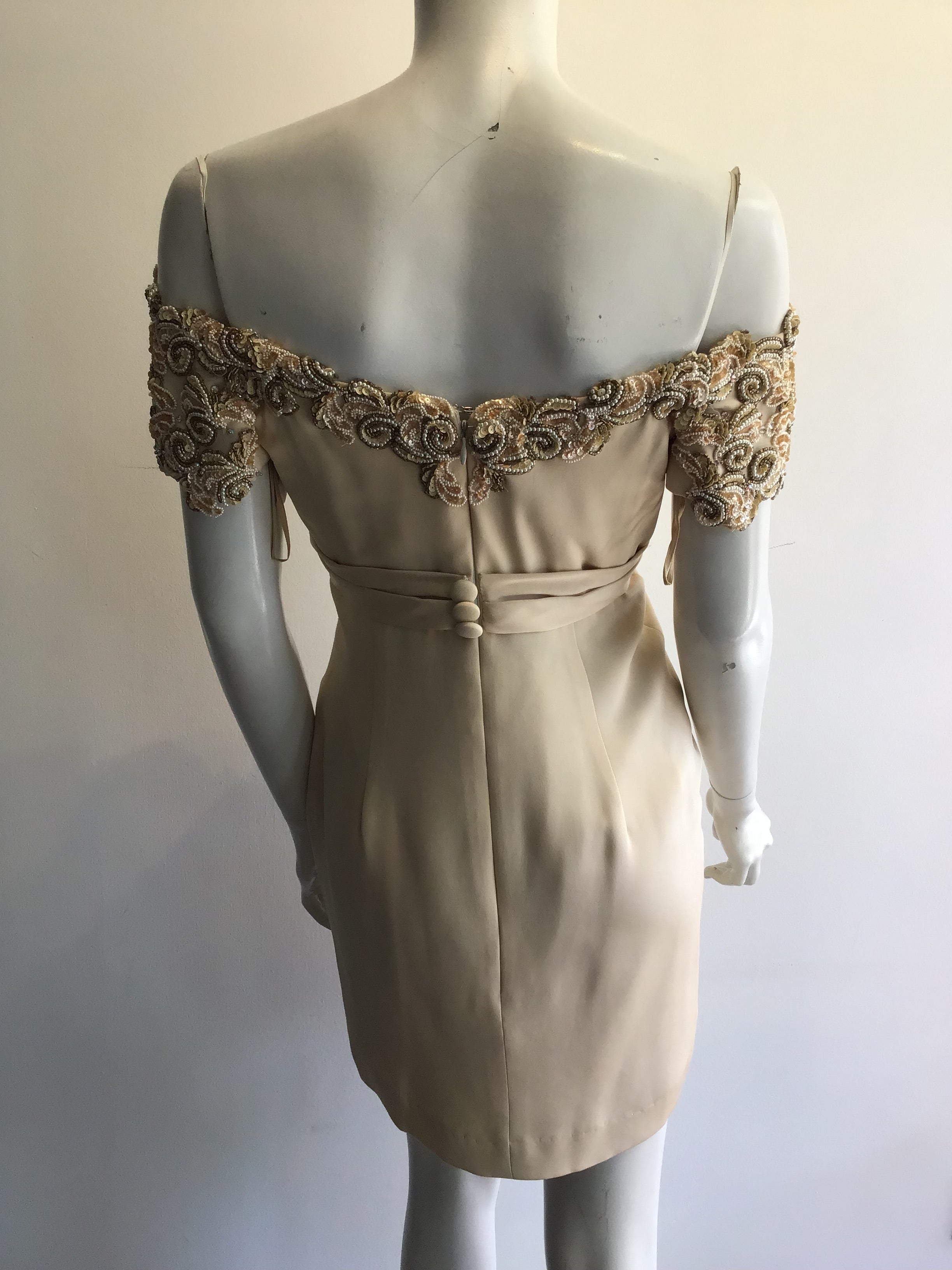 1980’s Silk Bette Bass Cream Cocktail Dress Size 6