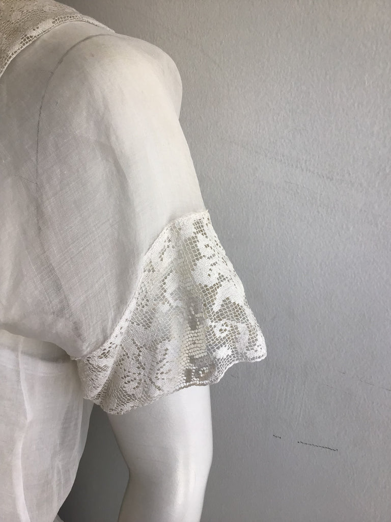 1918 White Cotton Lawn Dress Size 8