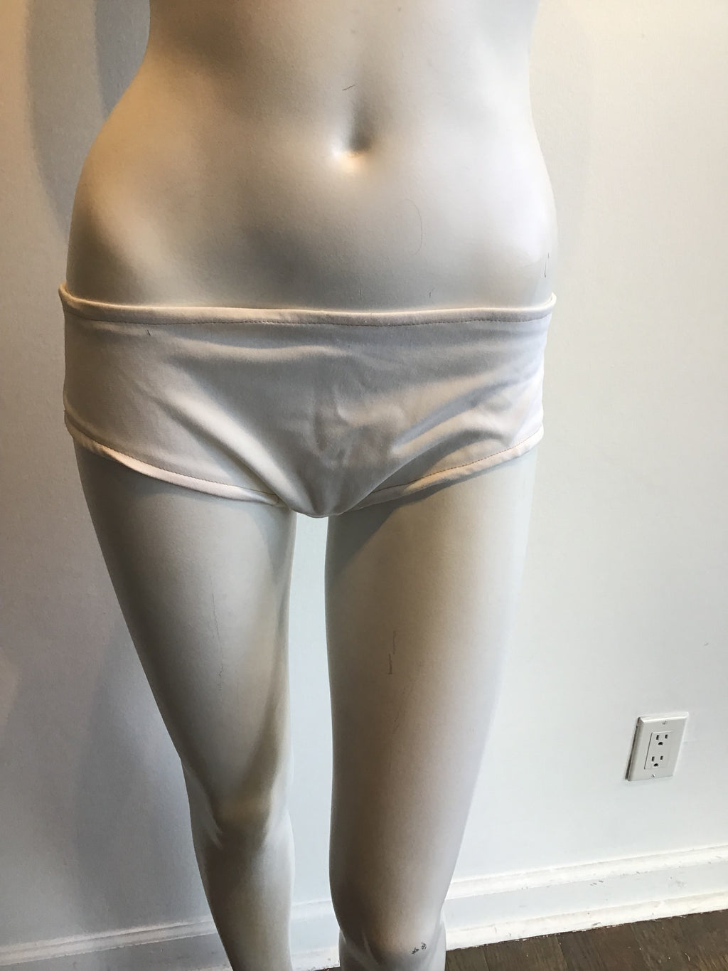 1960s Sultry Cream Rayon"Bond Girl" Dress with Crisscross Cutouts on the Sides Size 2/3