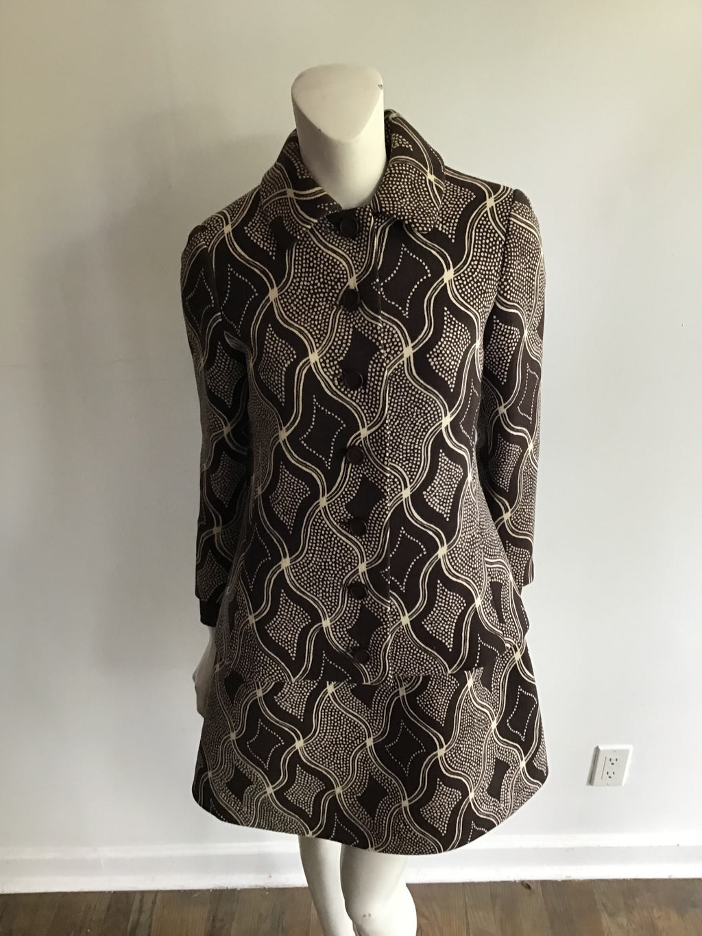 1960s Wool/Wool Crepe Brown Printed Dress with Jacket and Scarf Size 8