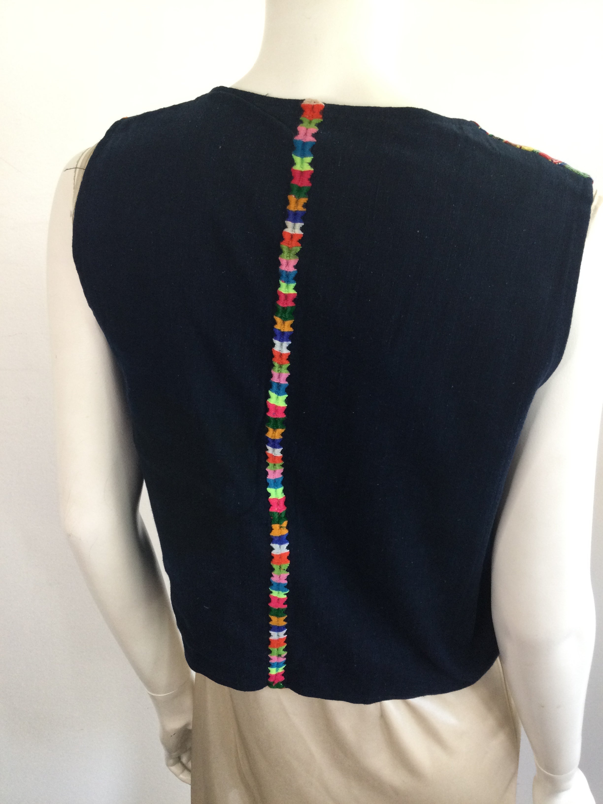 1970s Ctoon Multicolor VestSize 8