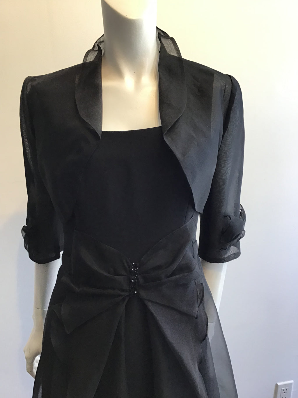 1990’s A Exclusive Black Crepe Cocktail Dress with Bolero Size 8