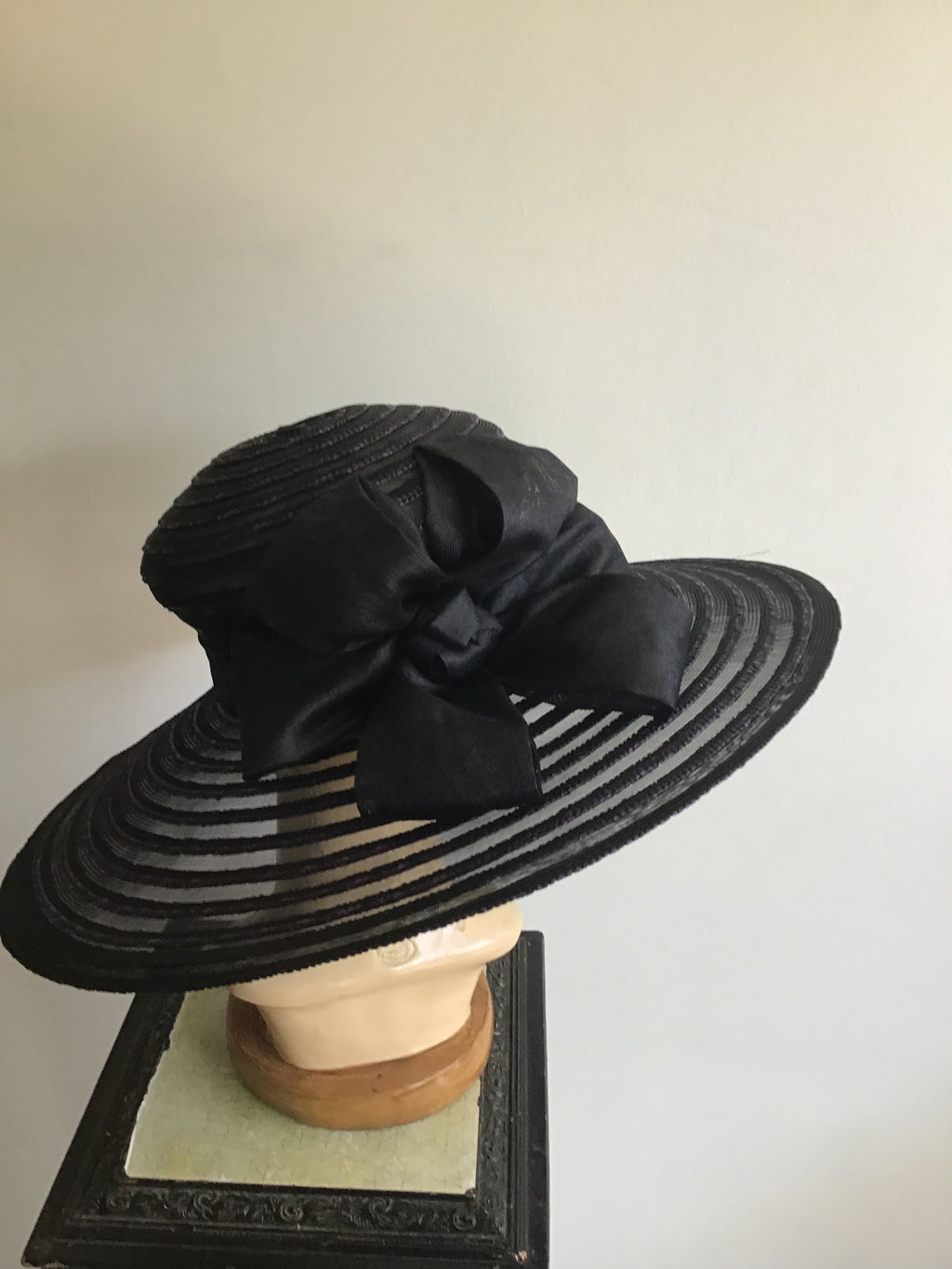 1990s Eric Javits Purple and Black  Horsehair hat