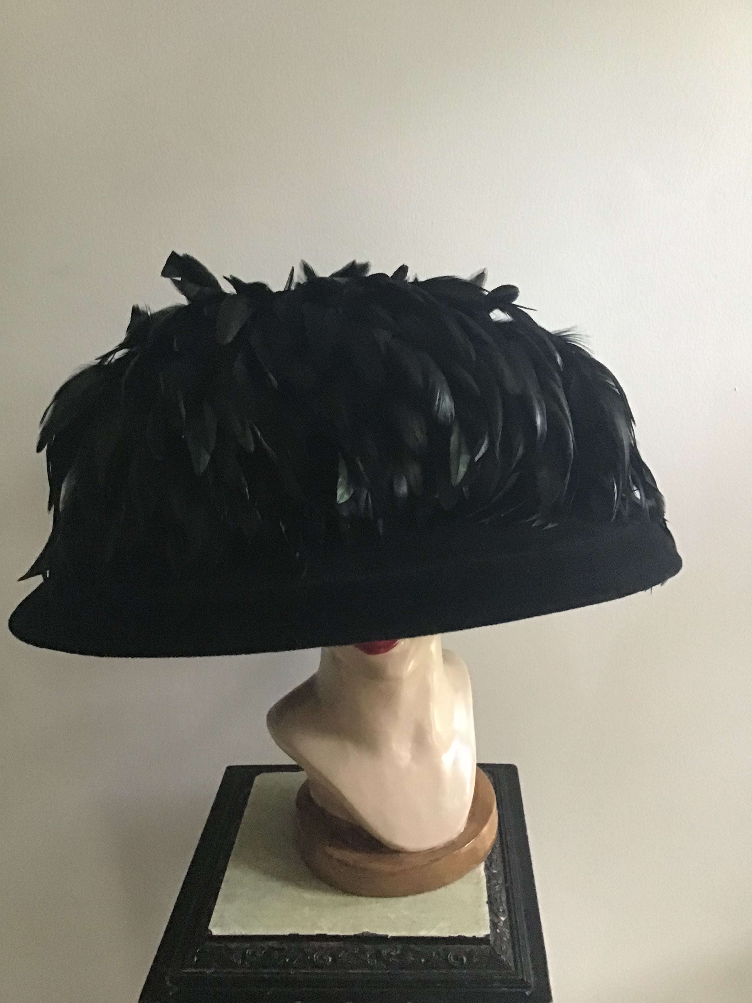 Black Couture B. Michael vintage 1999 hat with feathers 