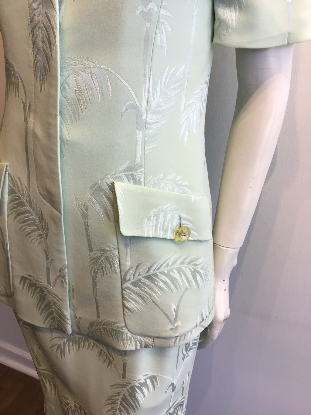 1980’s Mint Green Silk Louis Féraud  Size 4