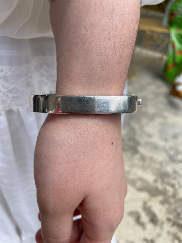 Sterling Mexican 1970s Bangle with Squared /rounded Edges