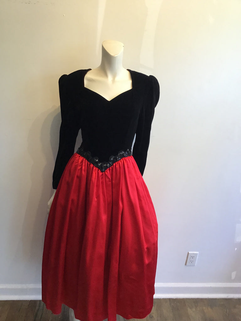 1980’s Silk Velvet Red and Black Evening Dress Size 8