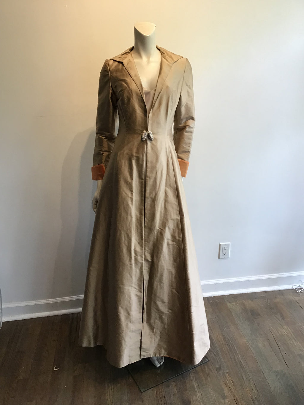 2000’s Silk 2 Piece Cream Bronze Wedding Dress Size 8