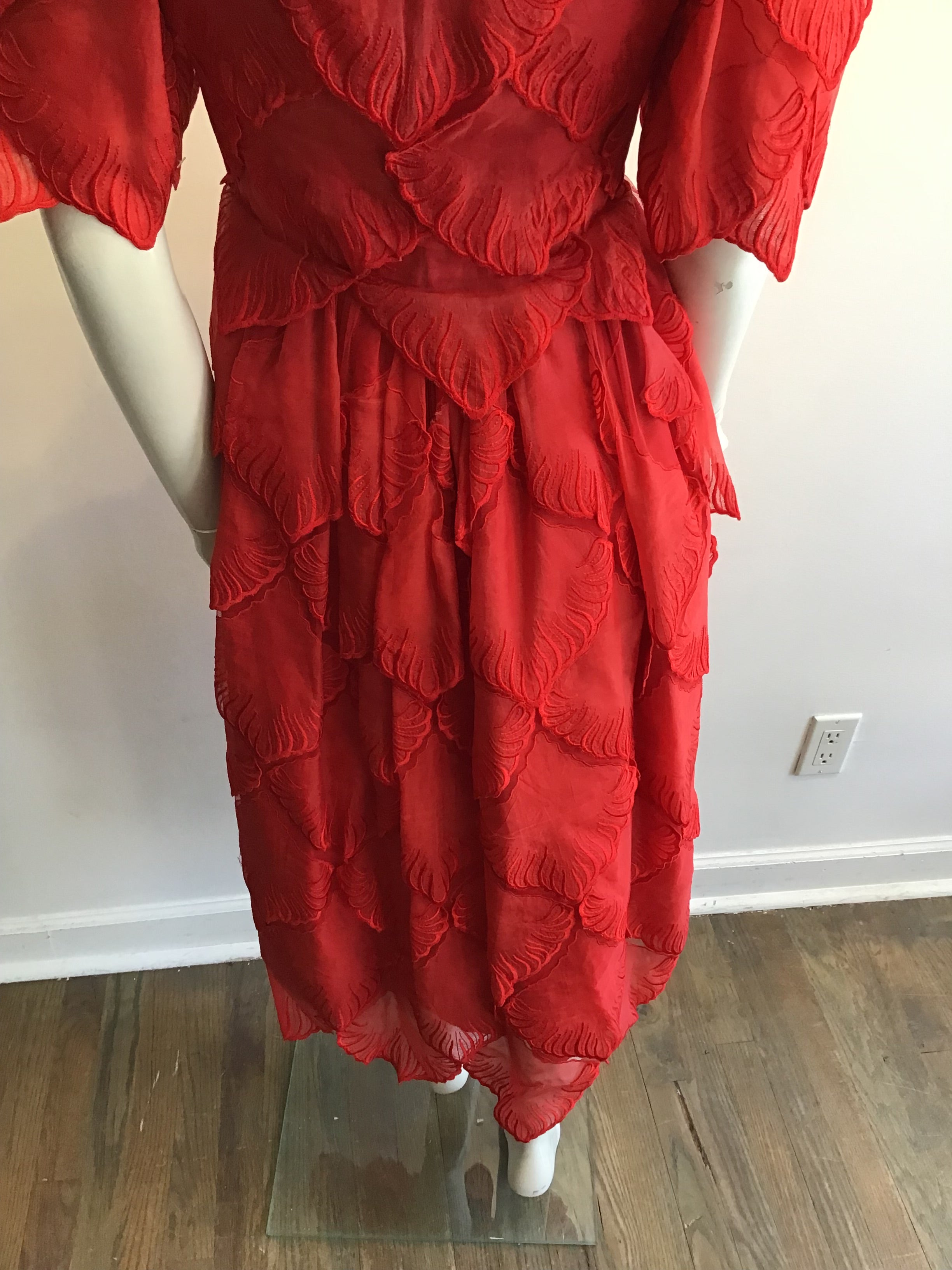 1980’s Alfred Bosand Red Crepe Cocktail Dress Size 6