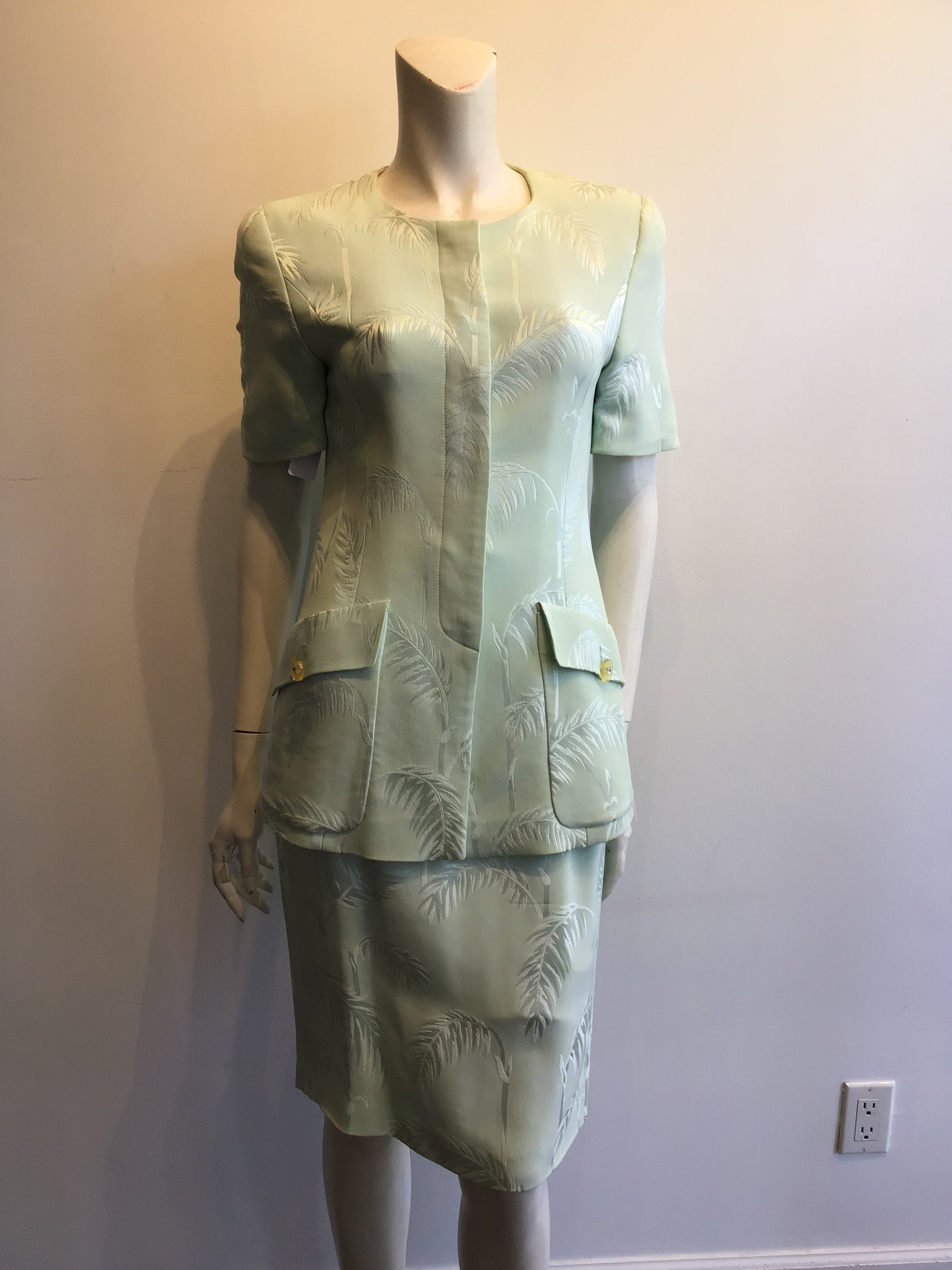 1980’s Mint Green Silk Louis Féraud  Size 4