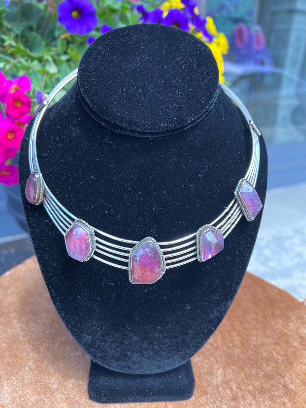 Vintage 1980 mexican rhodochrosite and sterling collar necklace 