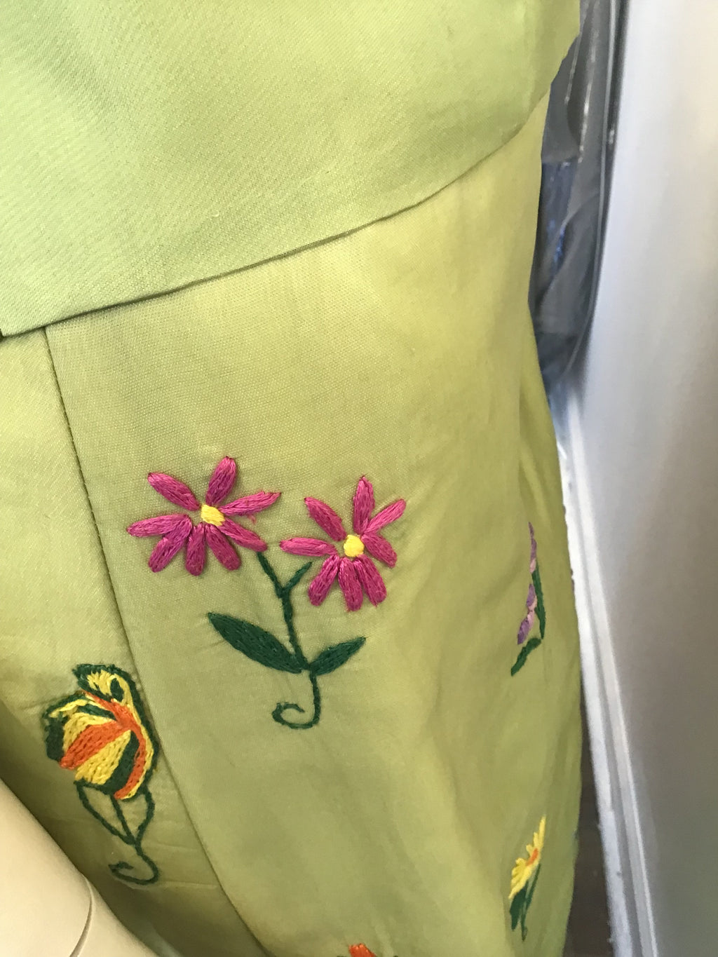 1980’s Celery Green 2 piece Silk Mary O’Donnell Evening Ensemble Size 2