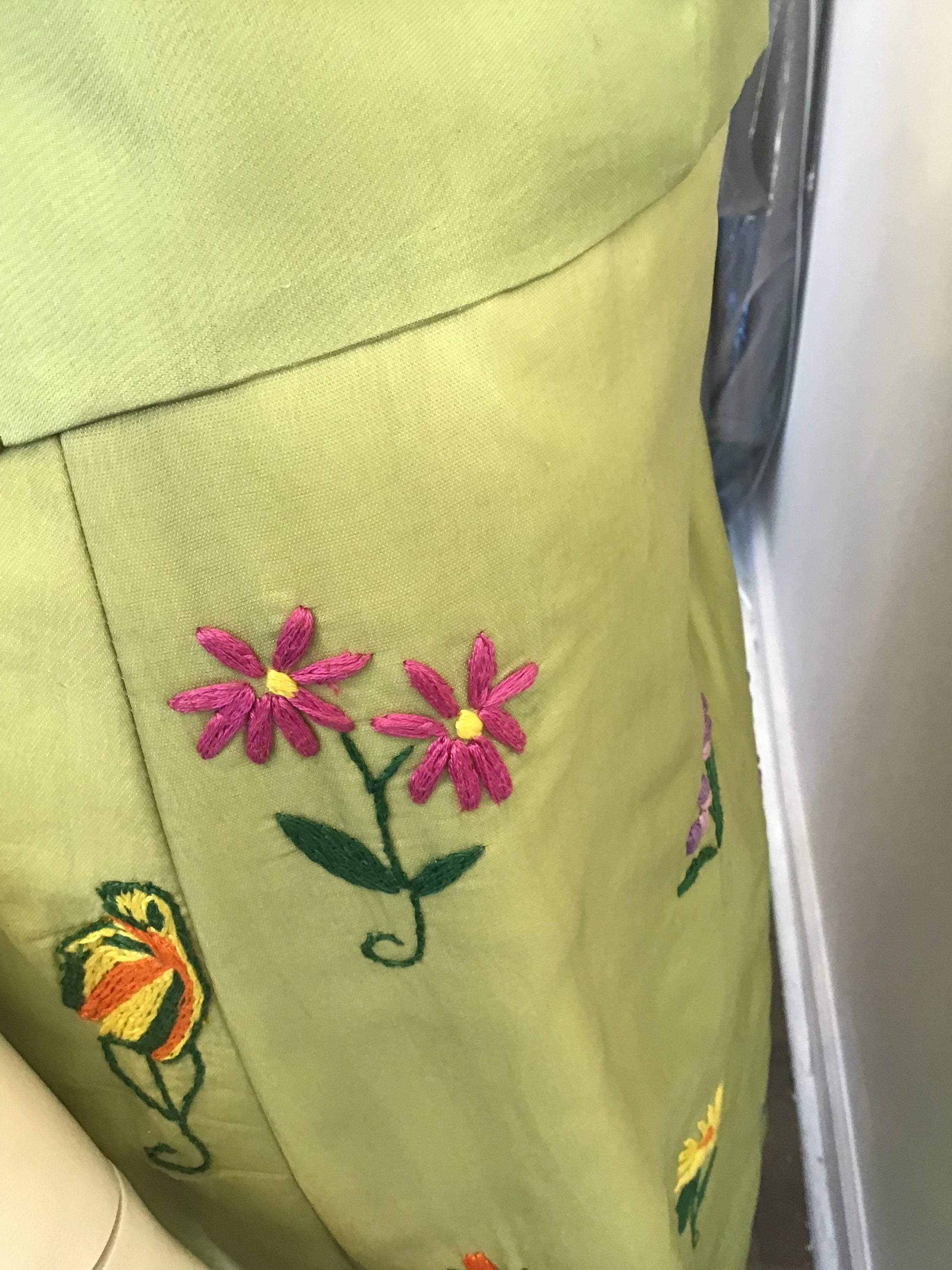 1980’s Celery Green 2 piece Silk Mary O’Donnell Evening Ensemble Size 2
