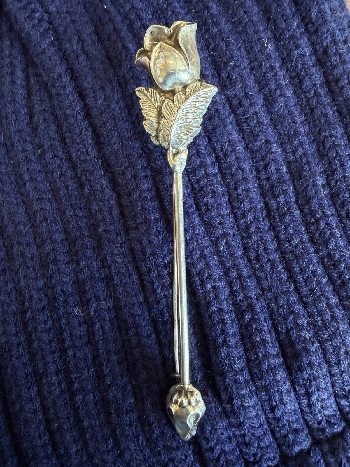 Art Nouveau Sterling oblong rose bar pin