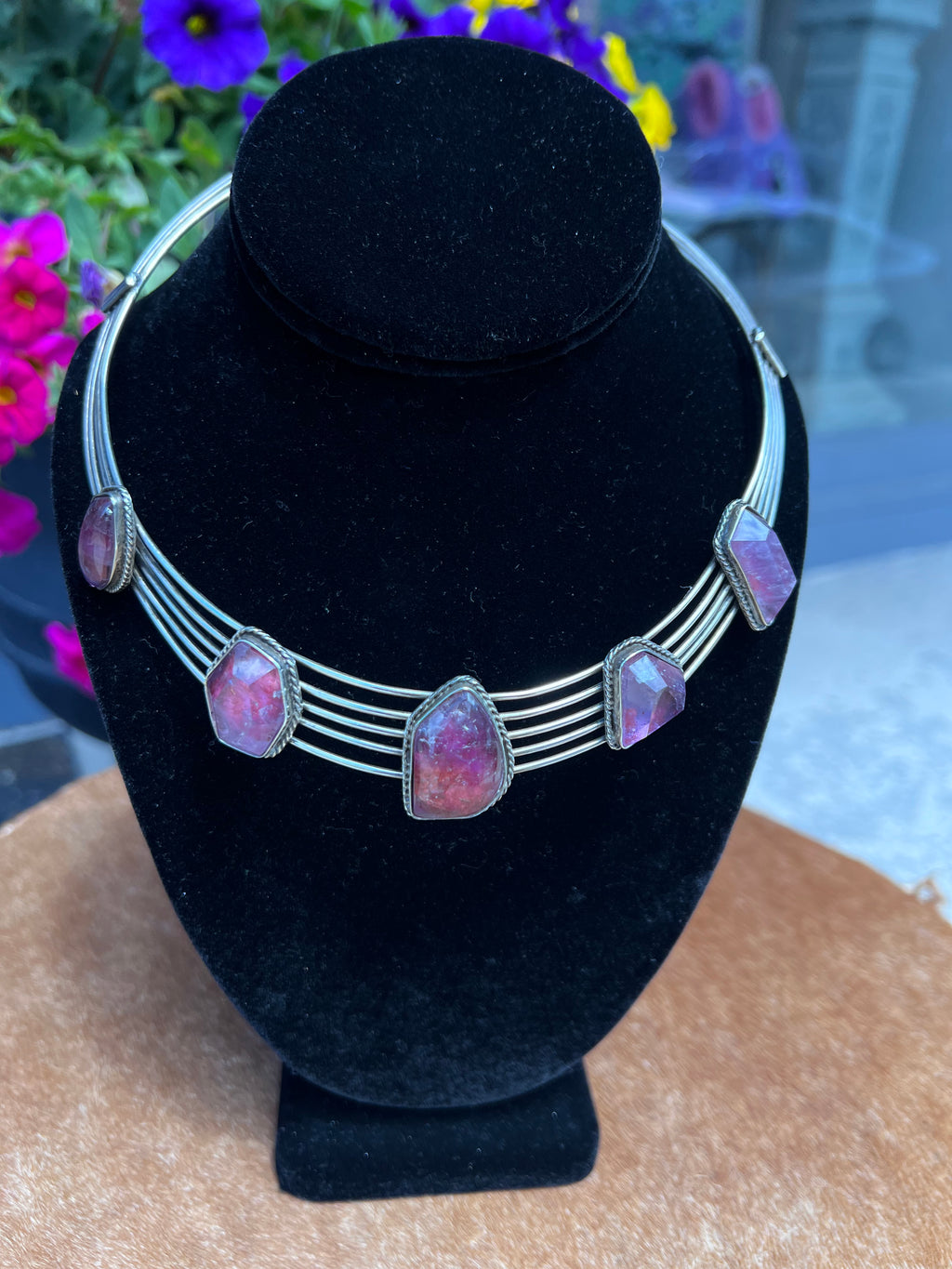 Vintage 1980s Mexican Sterling and Rhodochrosite Collar Necklace