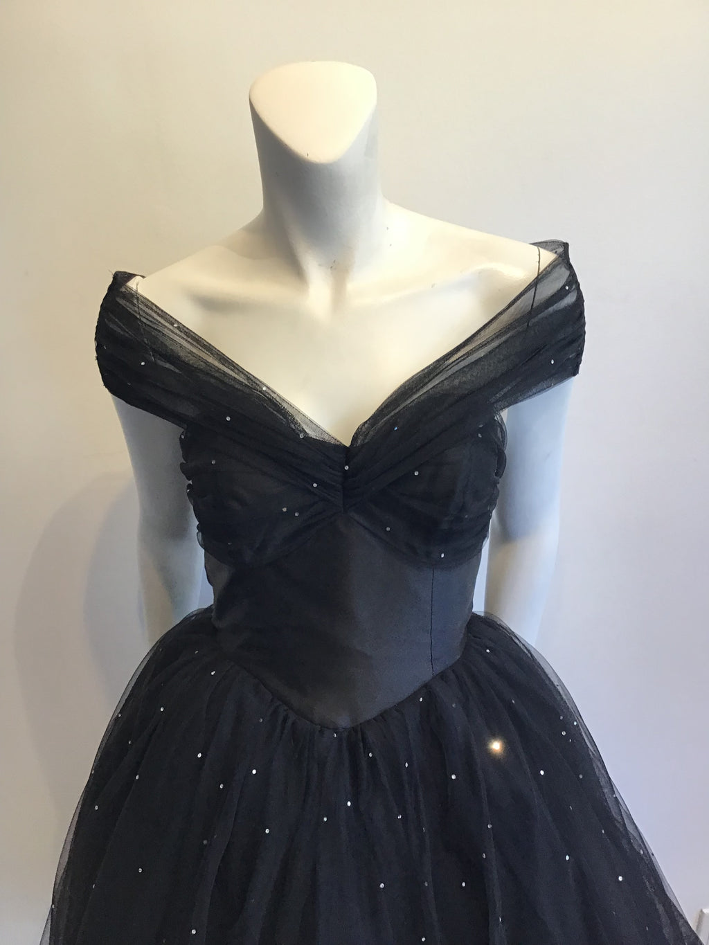 1980s David Fielden Black Tuille Strapless Evening Gown Size 4