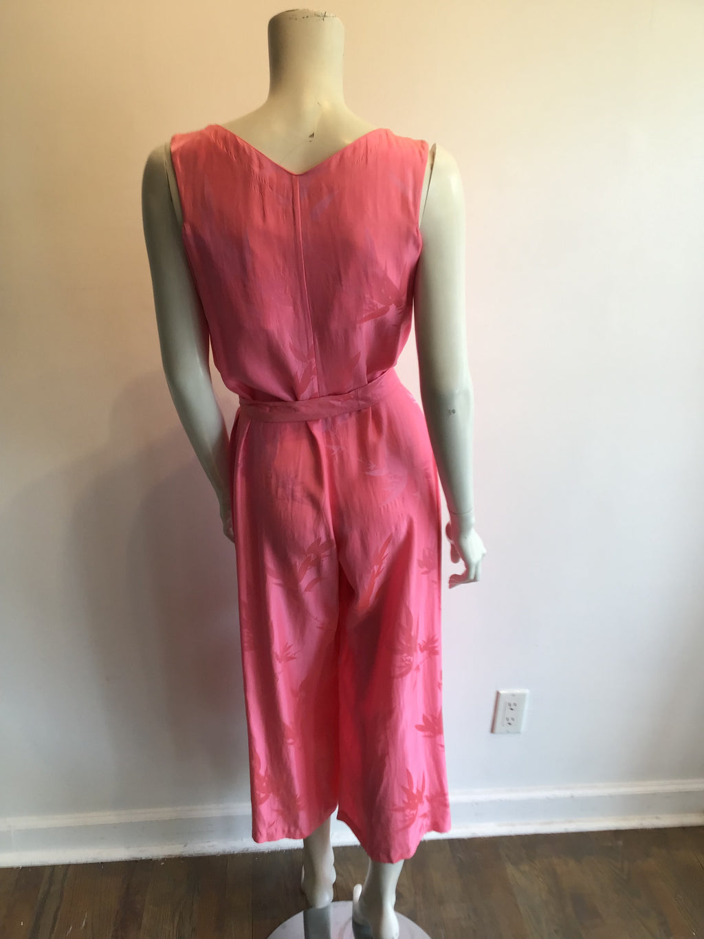 1960’s Pink Silk Vanny Hong Kong Jumpsuit Size 8