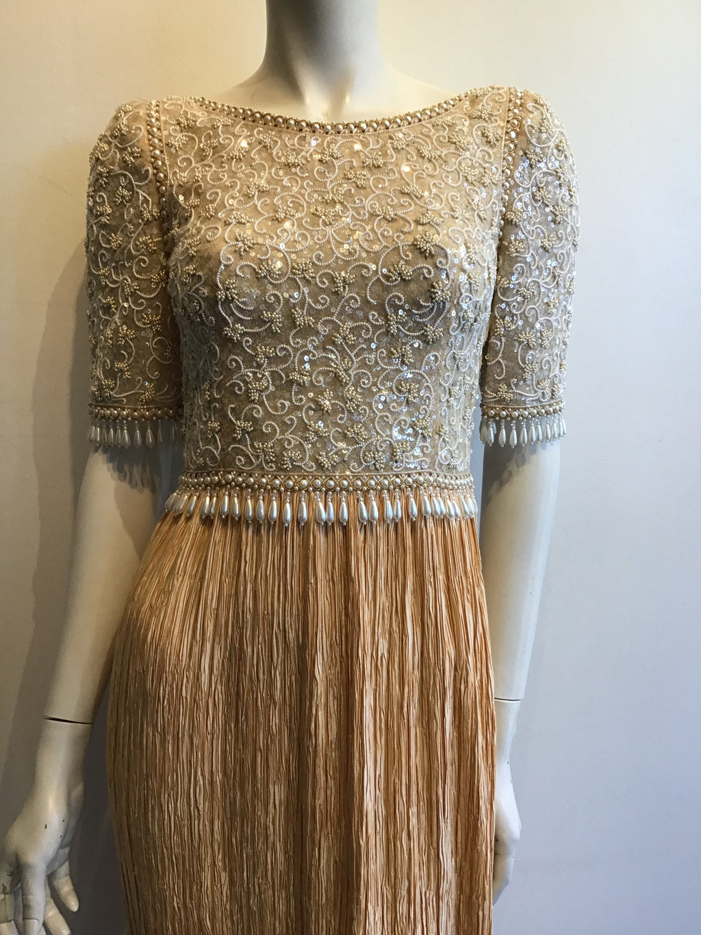 1980’s Mary McFaddenlike  Mario Synthetic Pleated Evening Dress Size 4