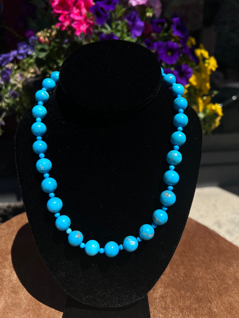 Genuine turquoise bead necklace 
