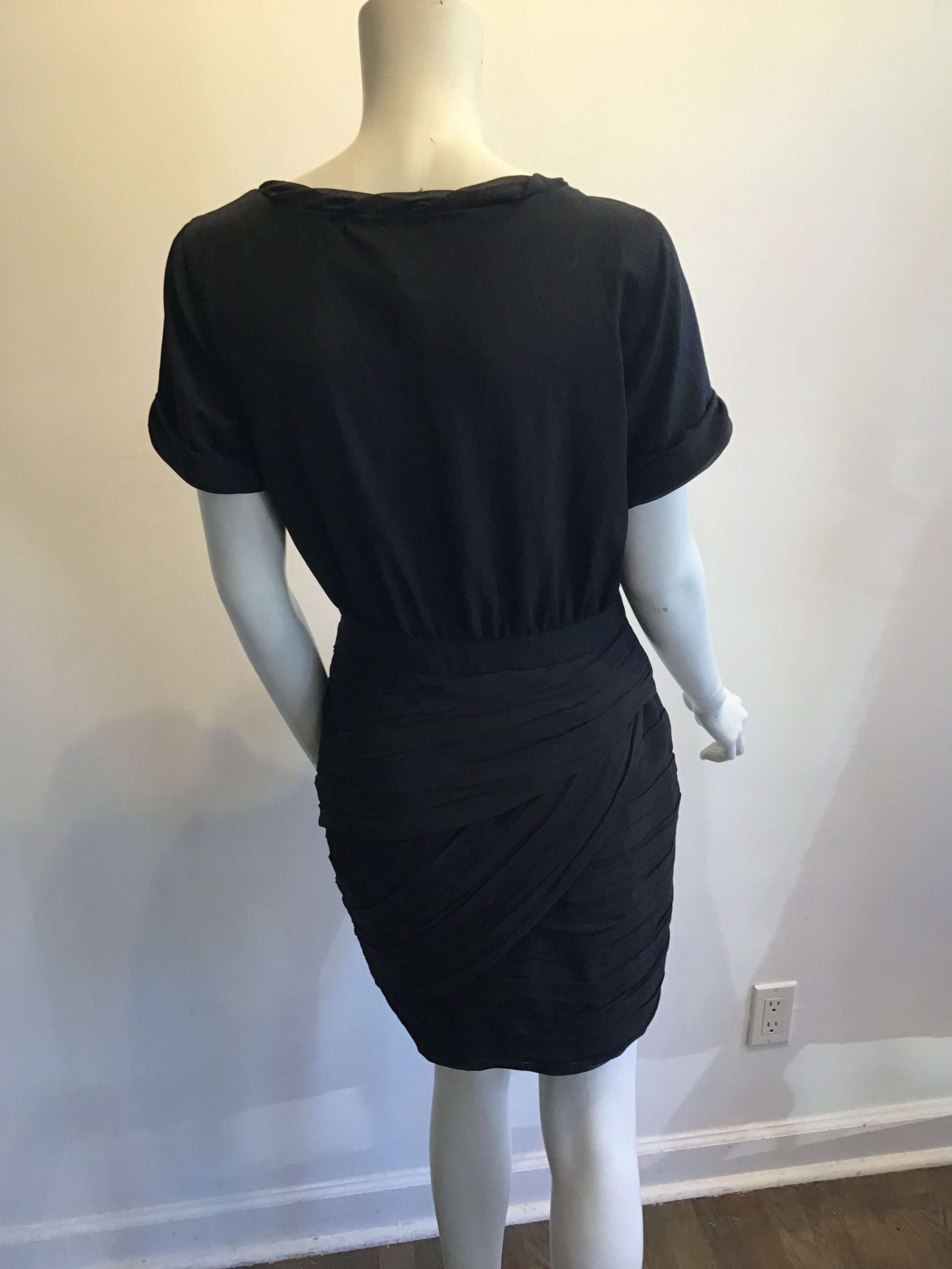 1980s Black Polyester Pleated Diane Von Fürstenberg Dress Size 8