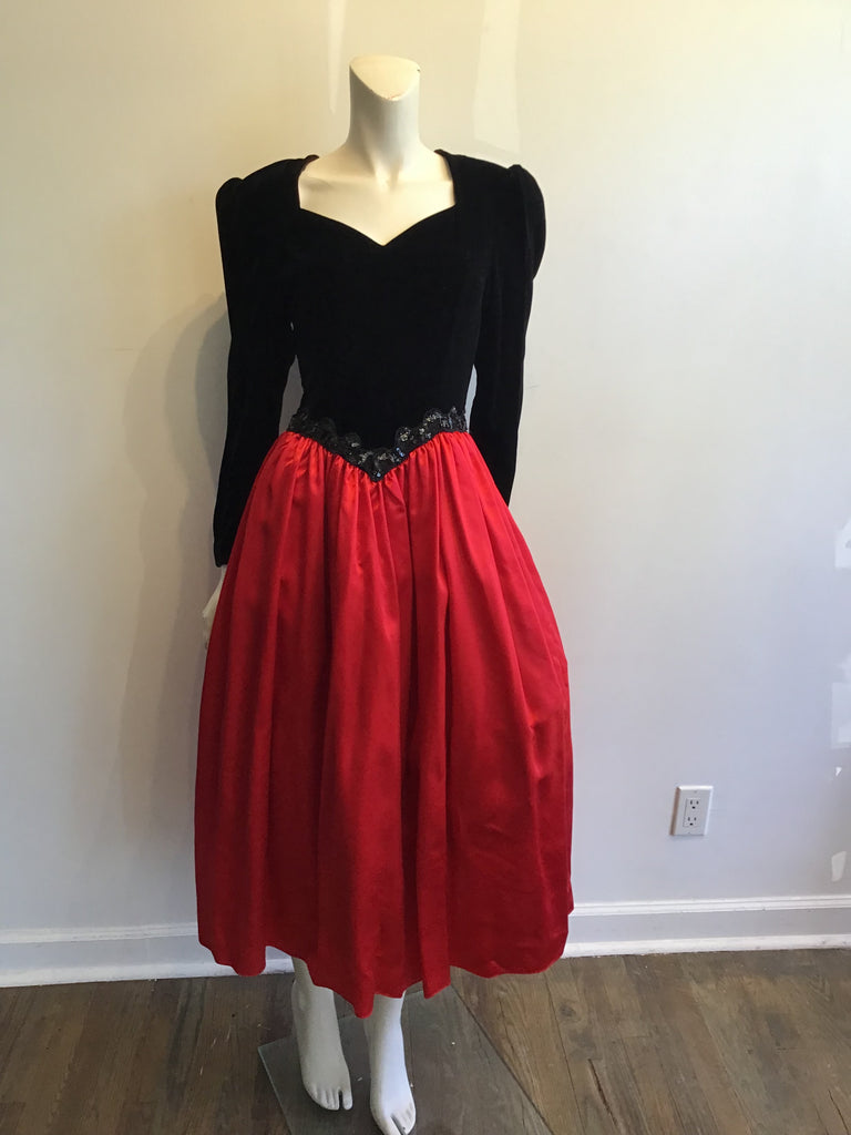 1980’s Silk Velvet Red and Black Evening Dress Size 8