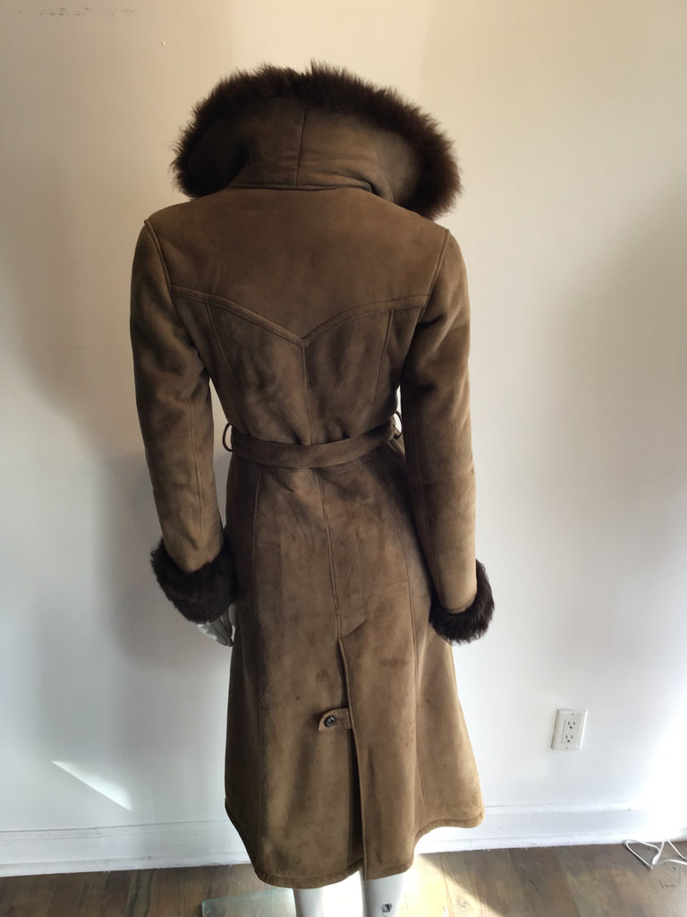 1970s Tan Suede Coat with Faux Fur Lining Size 6