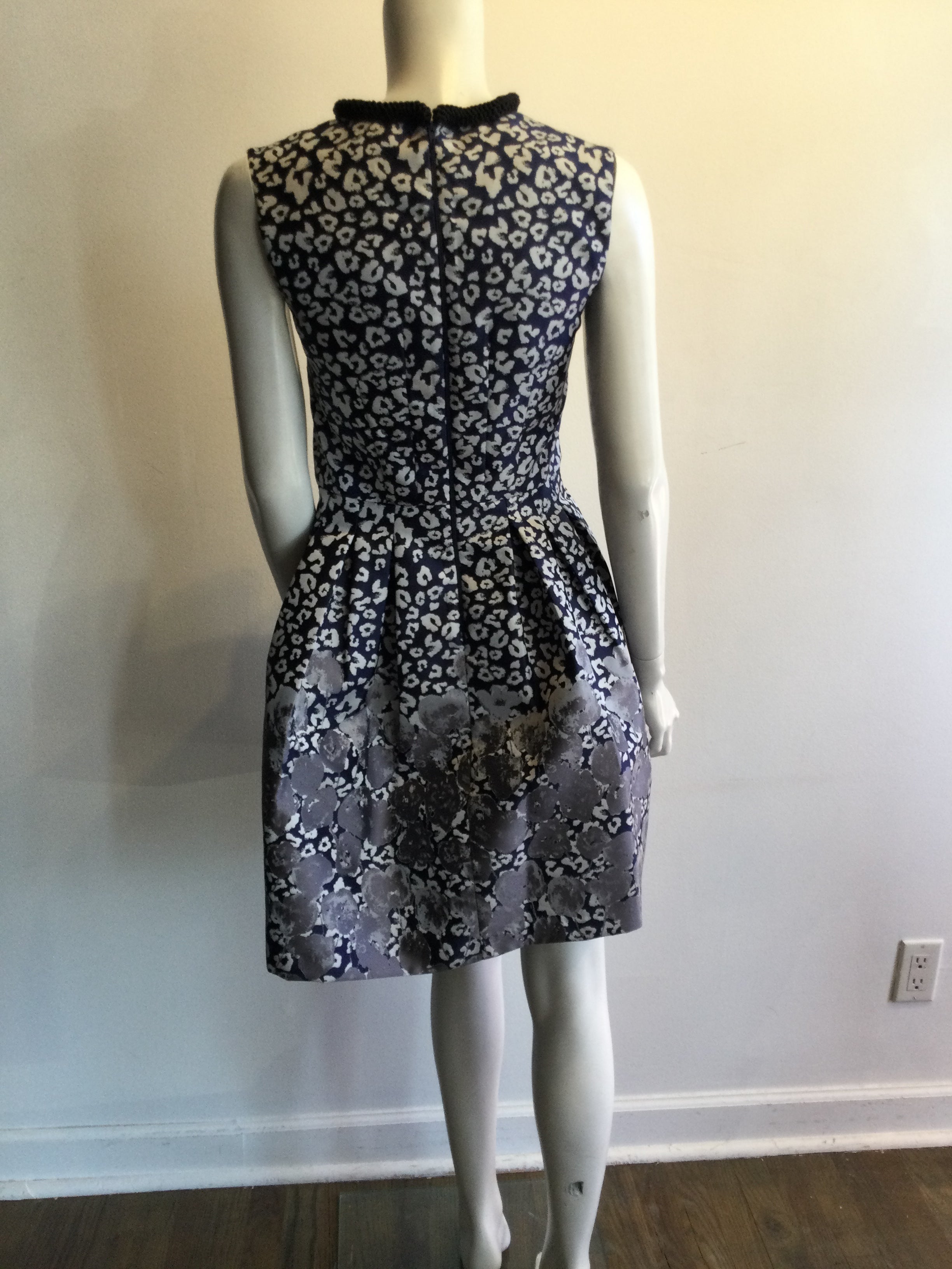 2000’s Bagley Mischka White and Blue Polyester Dress Size 6