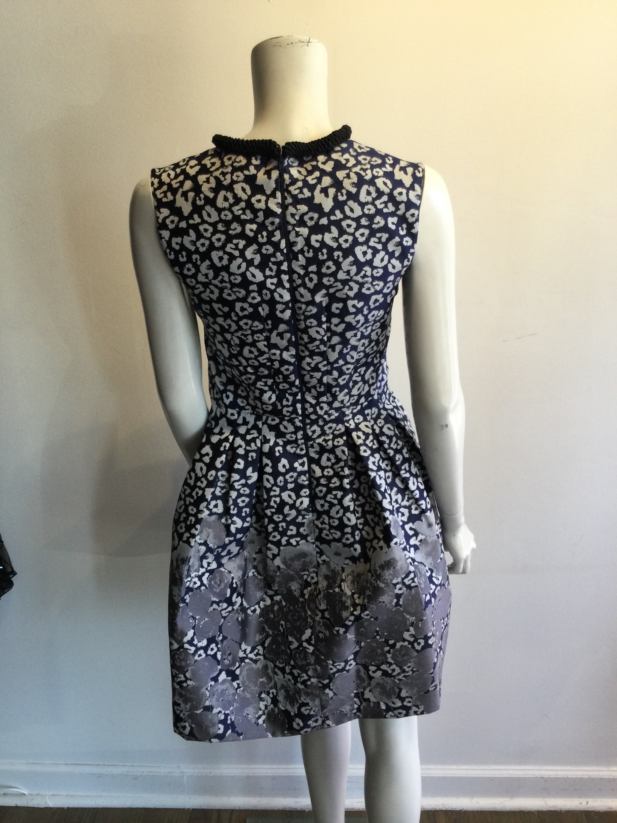 2000’s Bagley Mischka White and Blue Polyester Dress Size 6