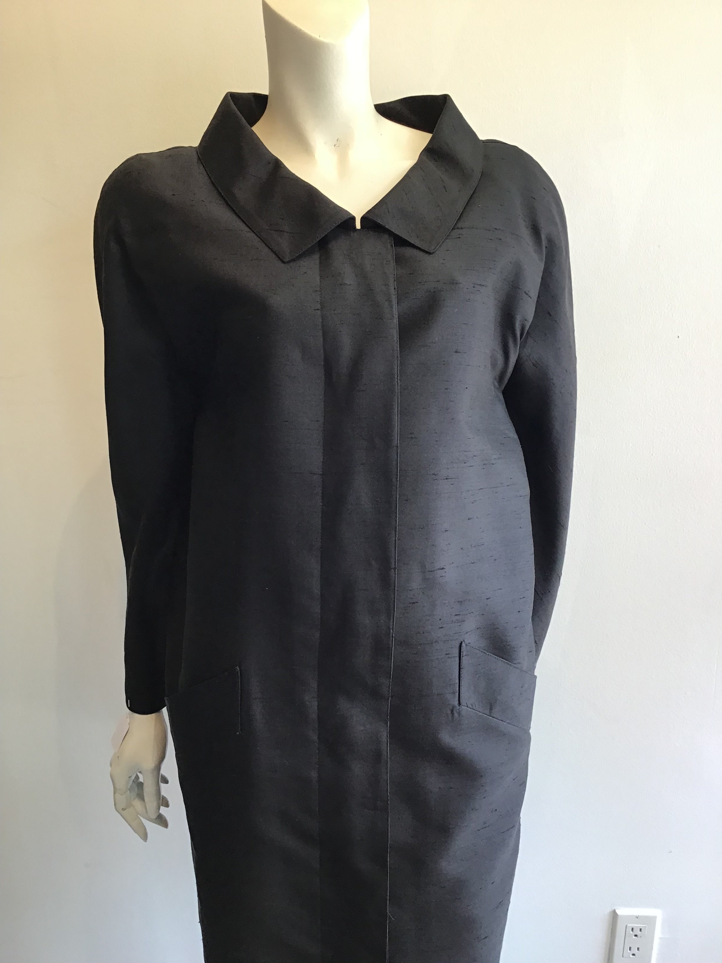 1980’s Oscar de La Renta Black Silk Coat Size 10