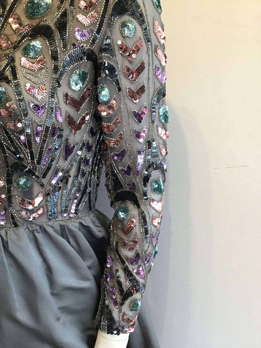 1970’s Silk Sequins Gray Victoria Royal LTD Evening Dress Size 4