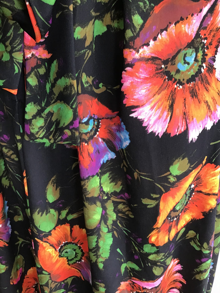 1970s Black with Poppies Print Polyester dress  Size 8