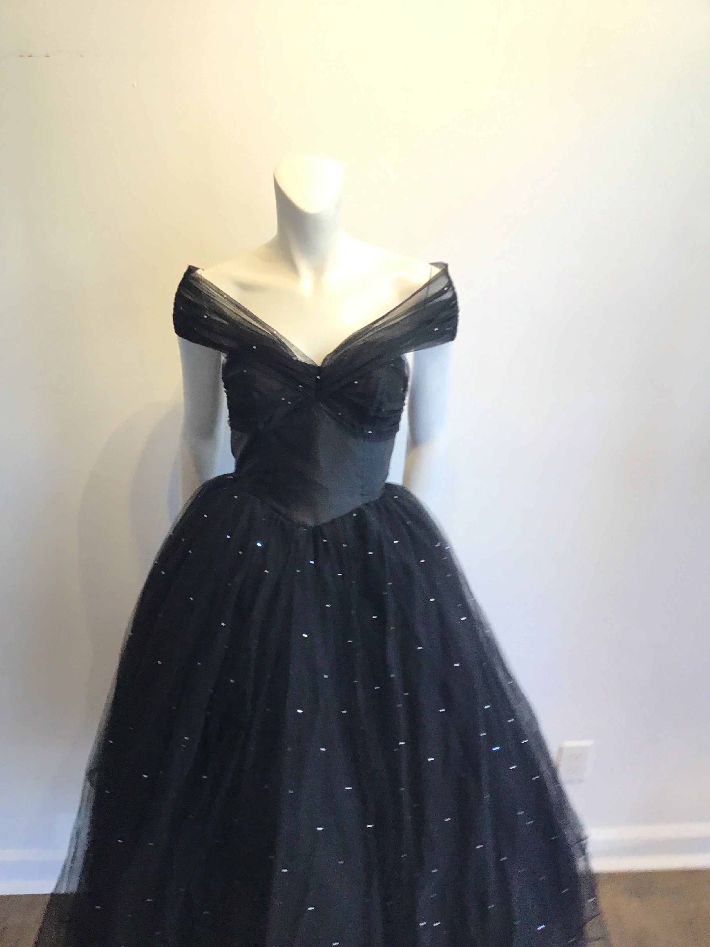 1980s David Fielden Black Tuille Strapless Evening Gown Size 4