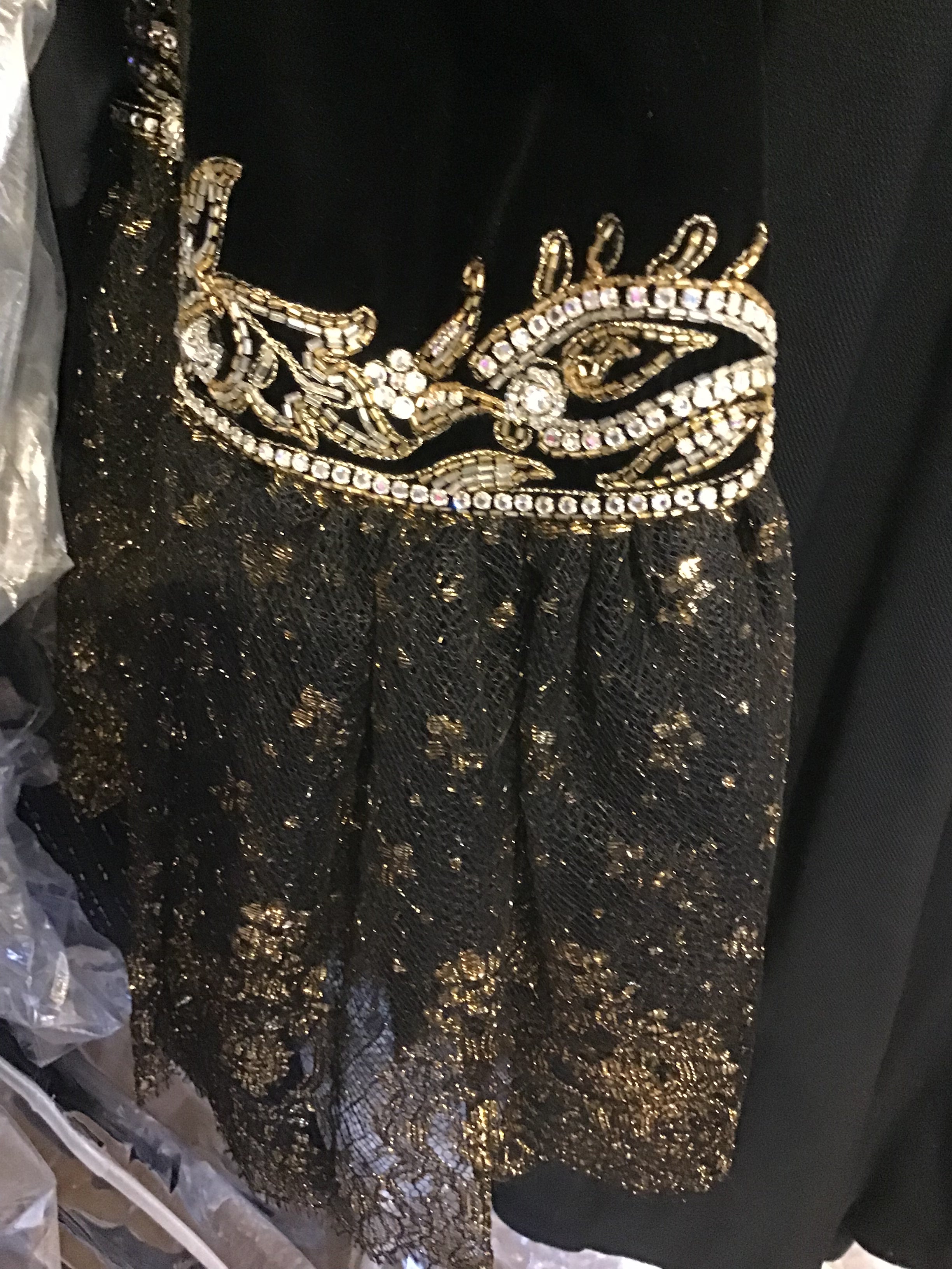 1980's Oscar de La Renta Black  Velvet Gold Metallic Lace hemmed Dress size 8