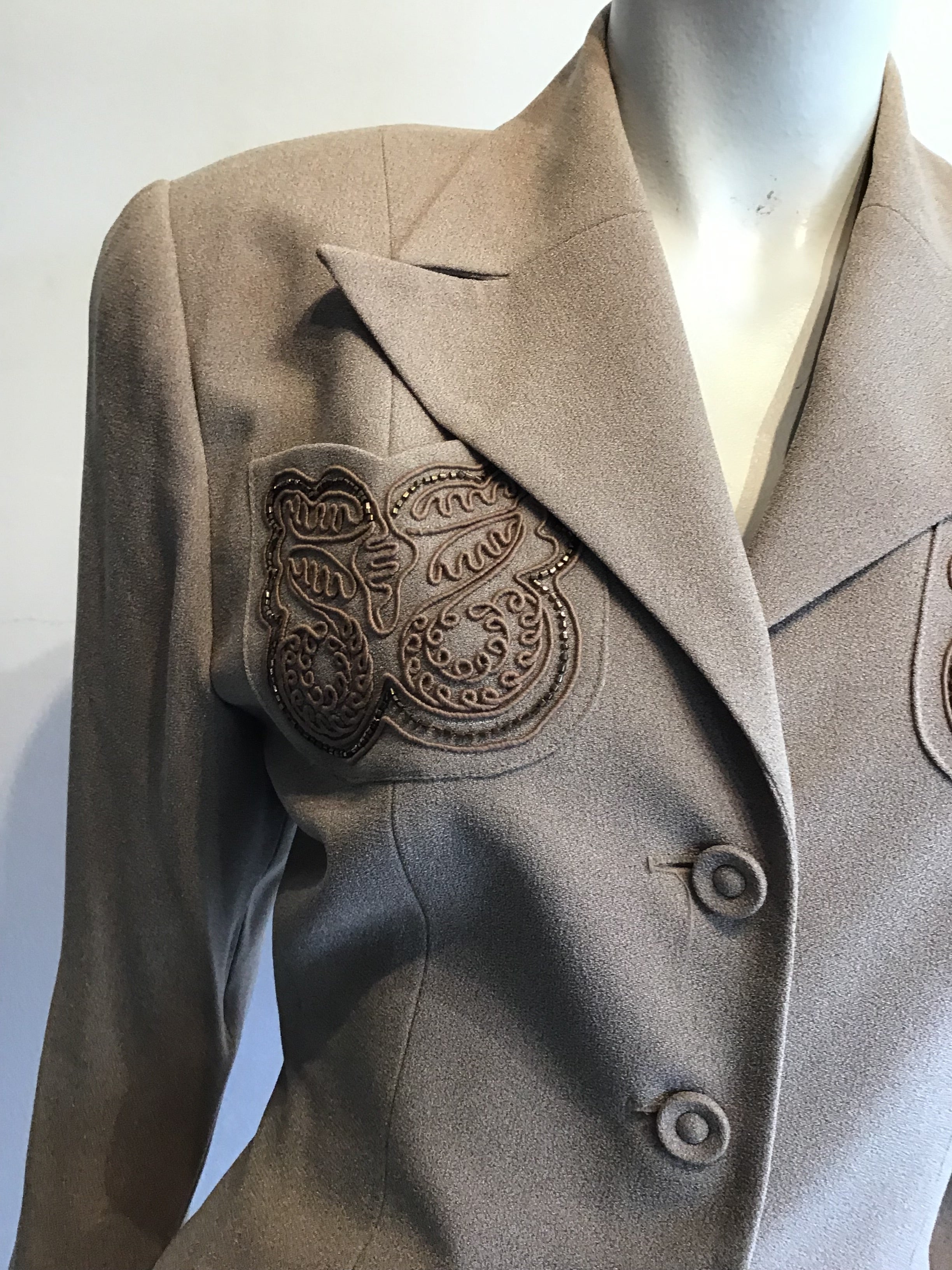 1980’s Tan Rayon Zelda Jacket Size 6 Petit