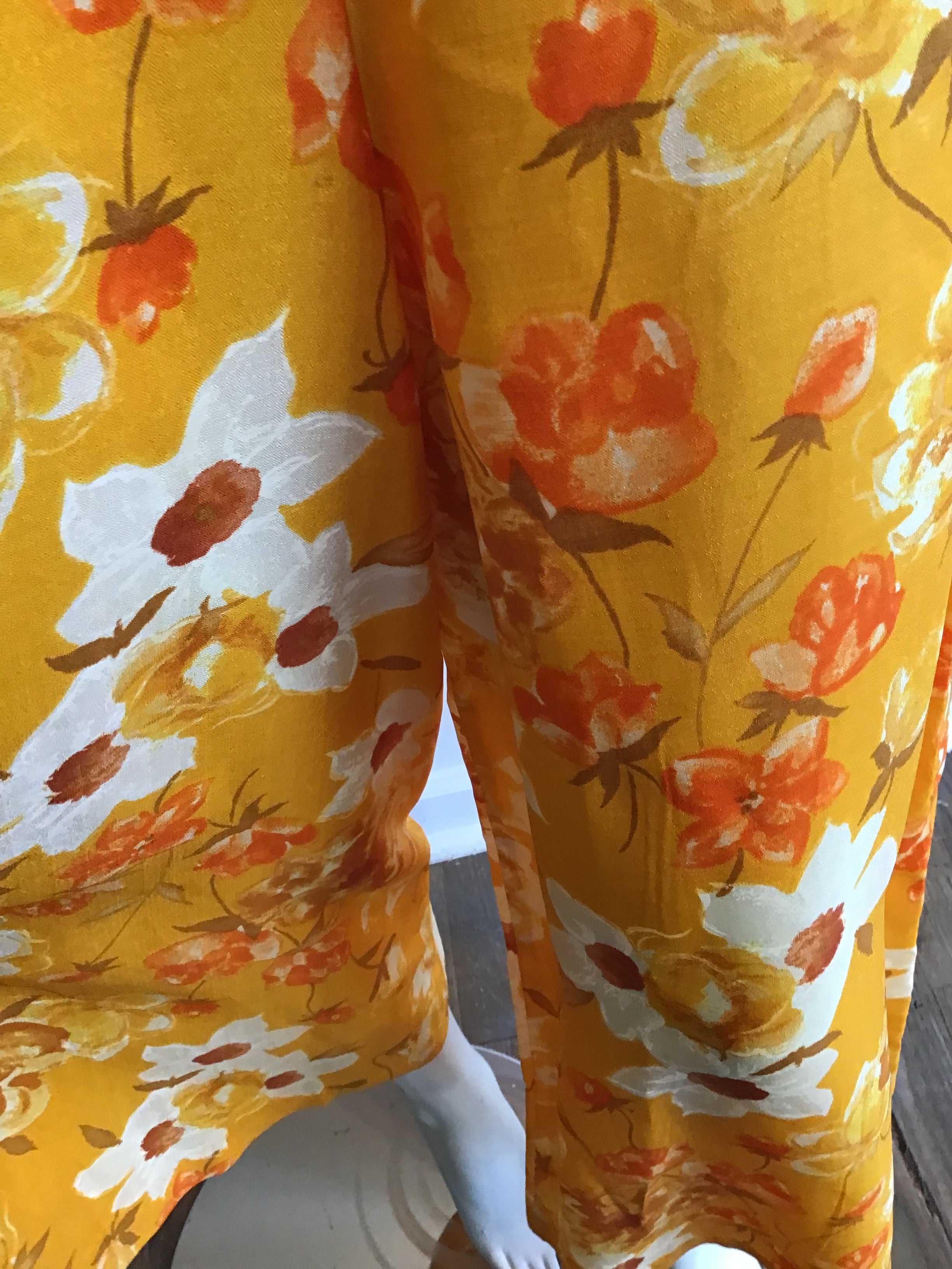 1960’s Deep Yellow  Floral Cotton Blend Janet Lynn Jumpsuit Size 8