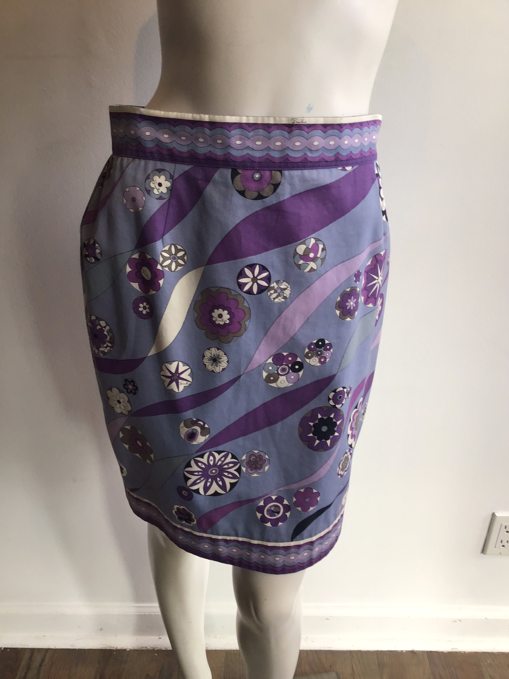 2000s Emilio Pucci Cotton Blues and Purple Skirt Size 8emilip