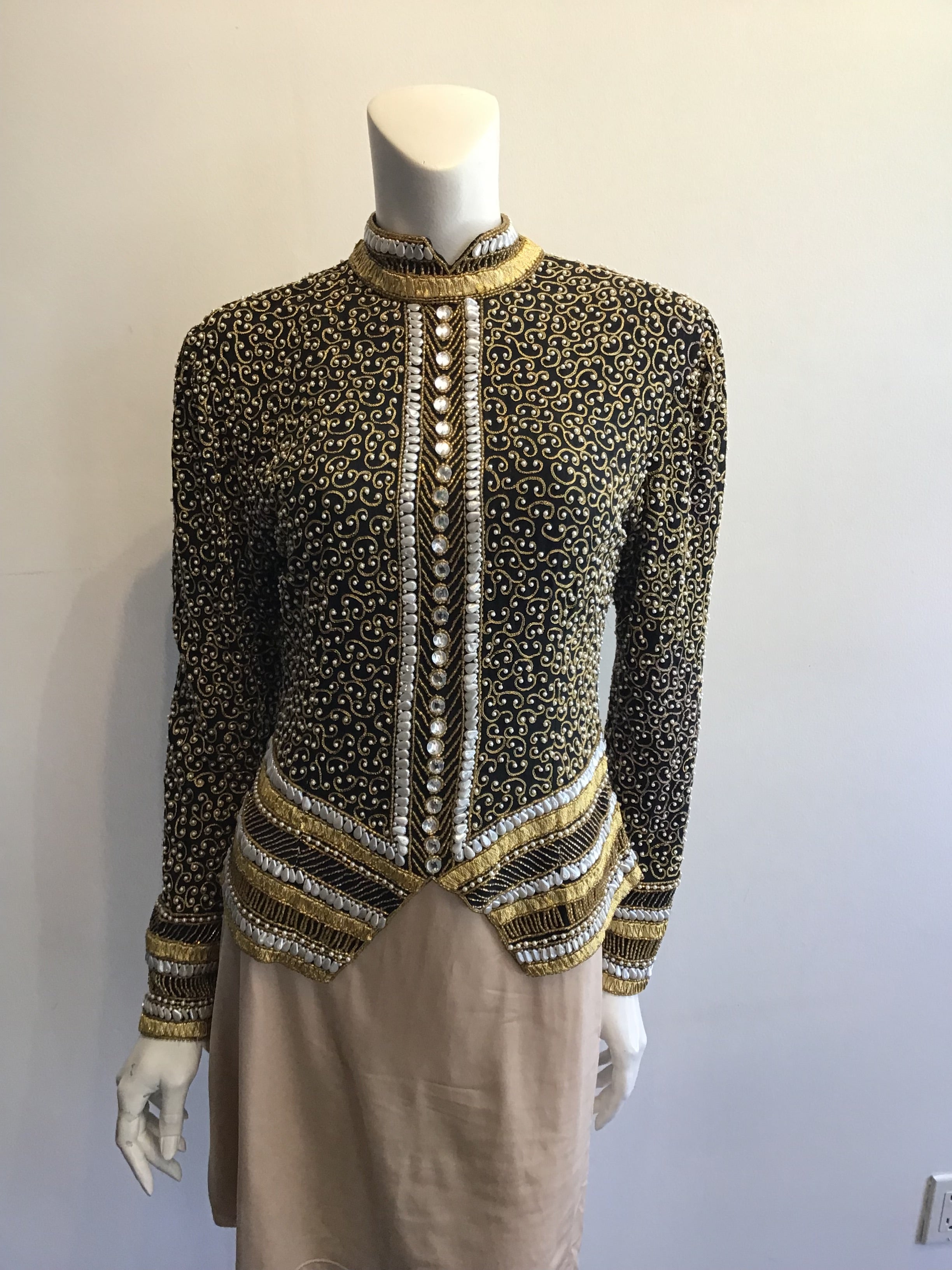 1980’s Black,Gold and Silver Beaded Evening Top Size 8