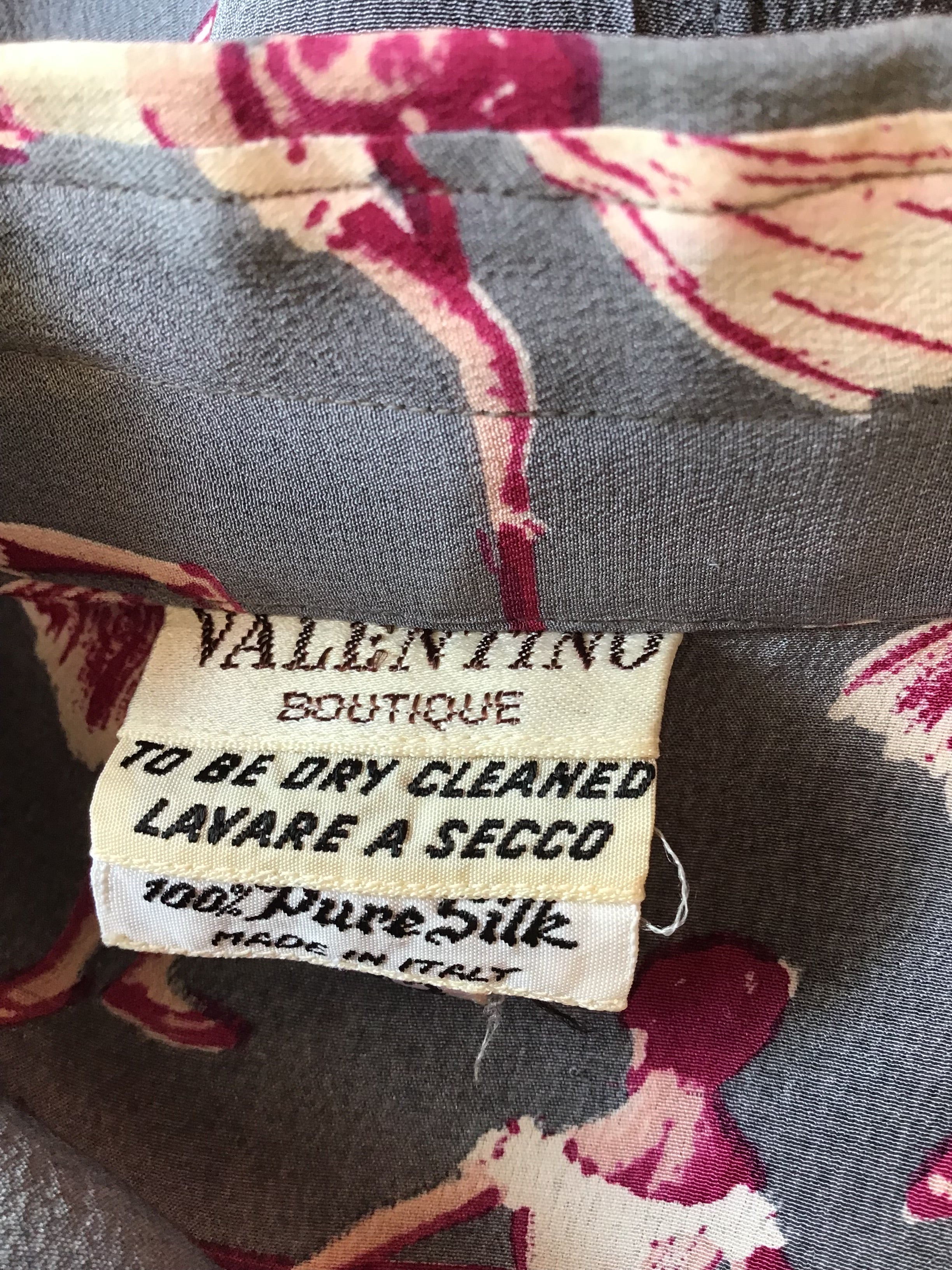 1970’s Valentino Gray Silk Blouse with Ballerinas Size 6