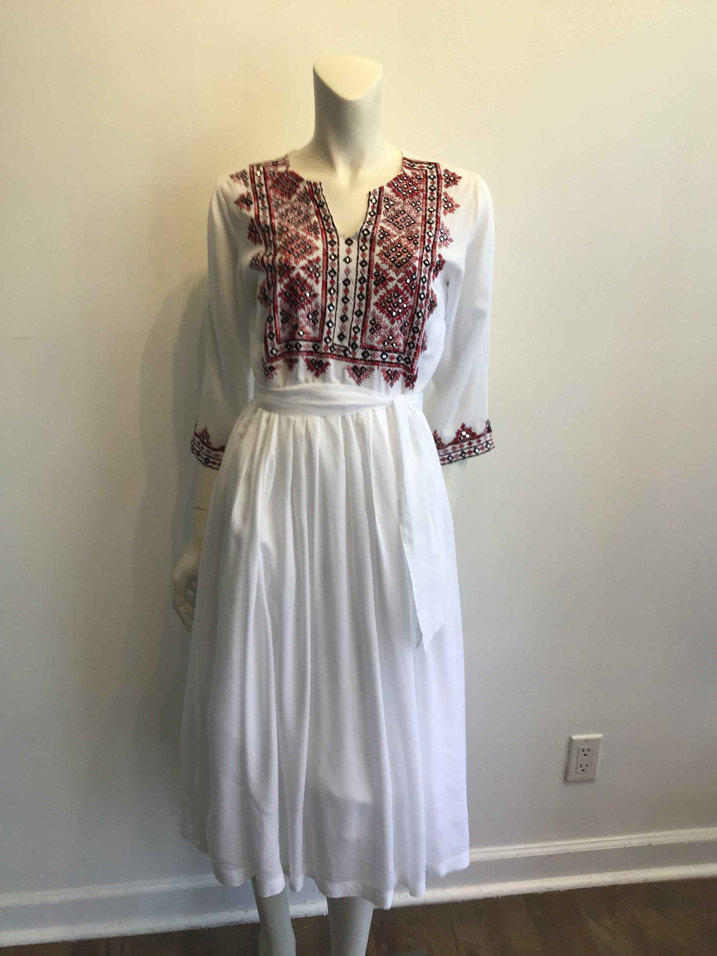 2000s Olivia Dar Cotton Embroidered White Dress Size 10