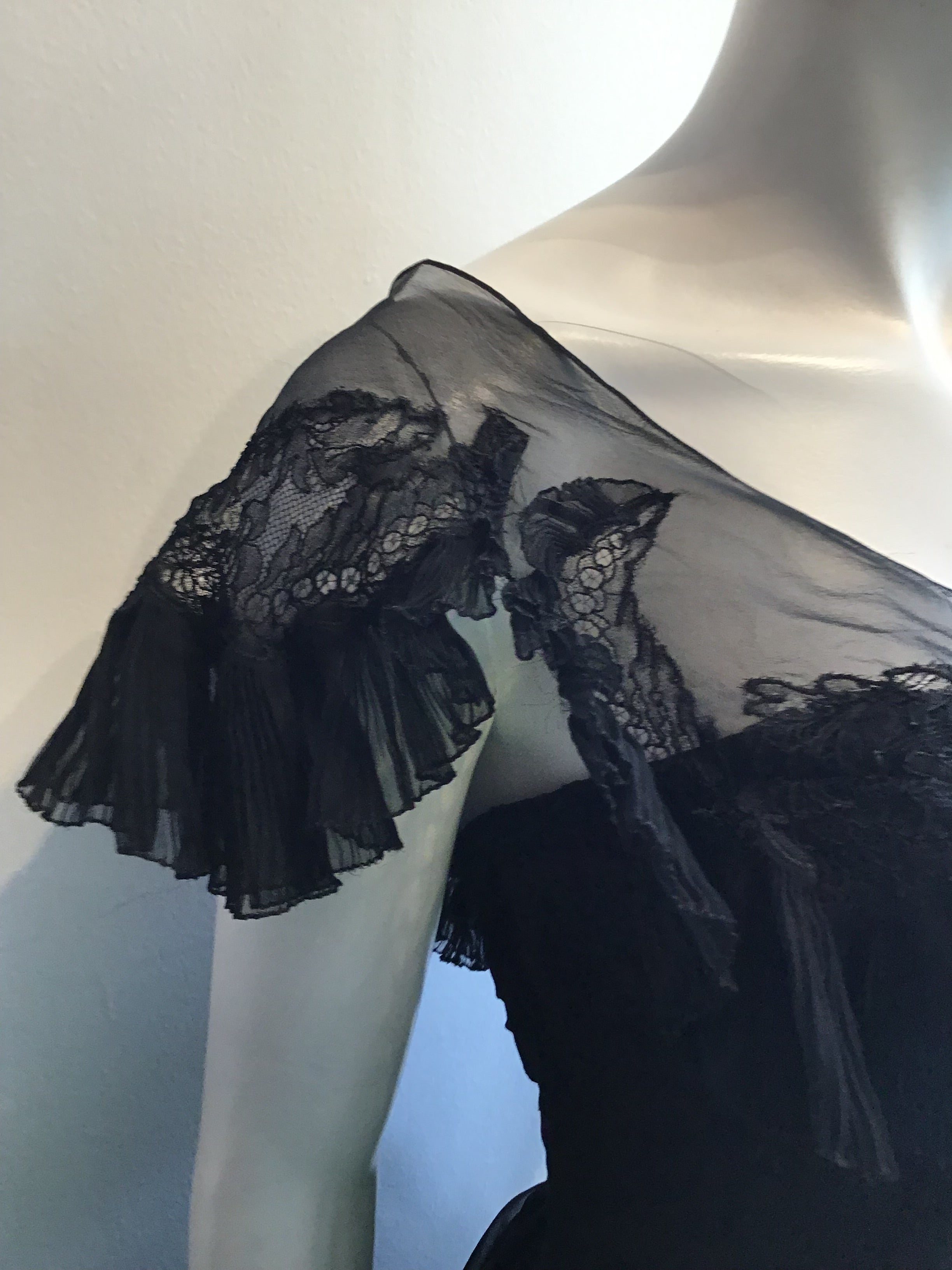 1950s Harvey Brenin Black Organza and Lace Cocktail Dress Size 6