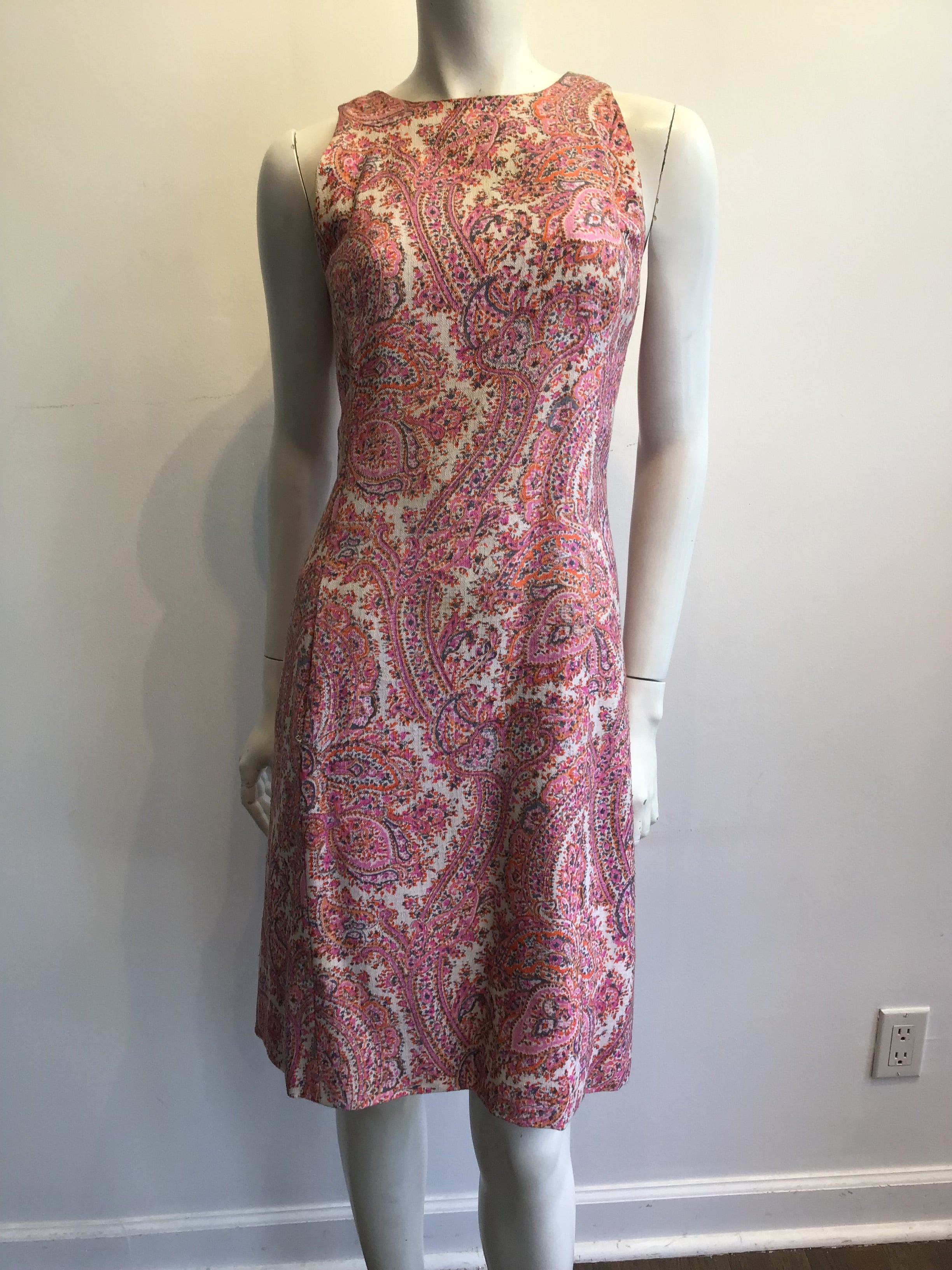 1960s Cotton Blend Pink Paisley Shift Dress Size 4