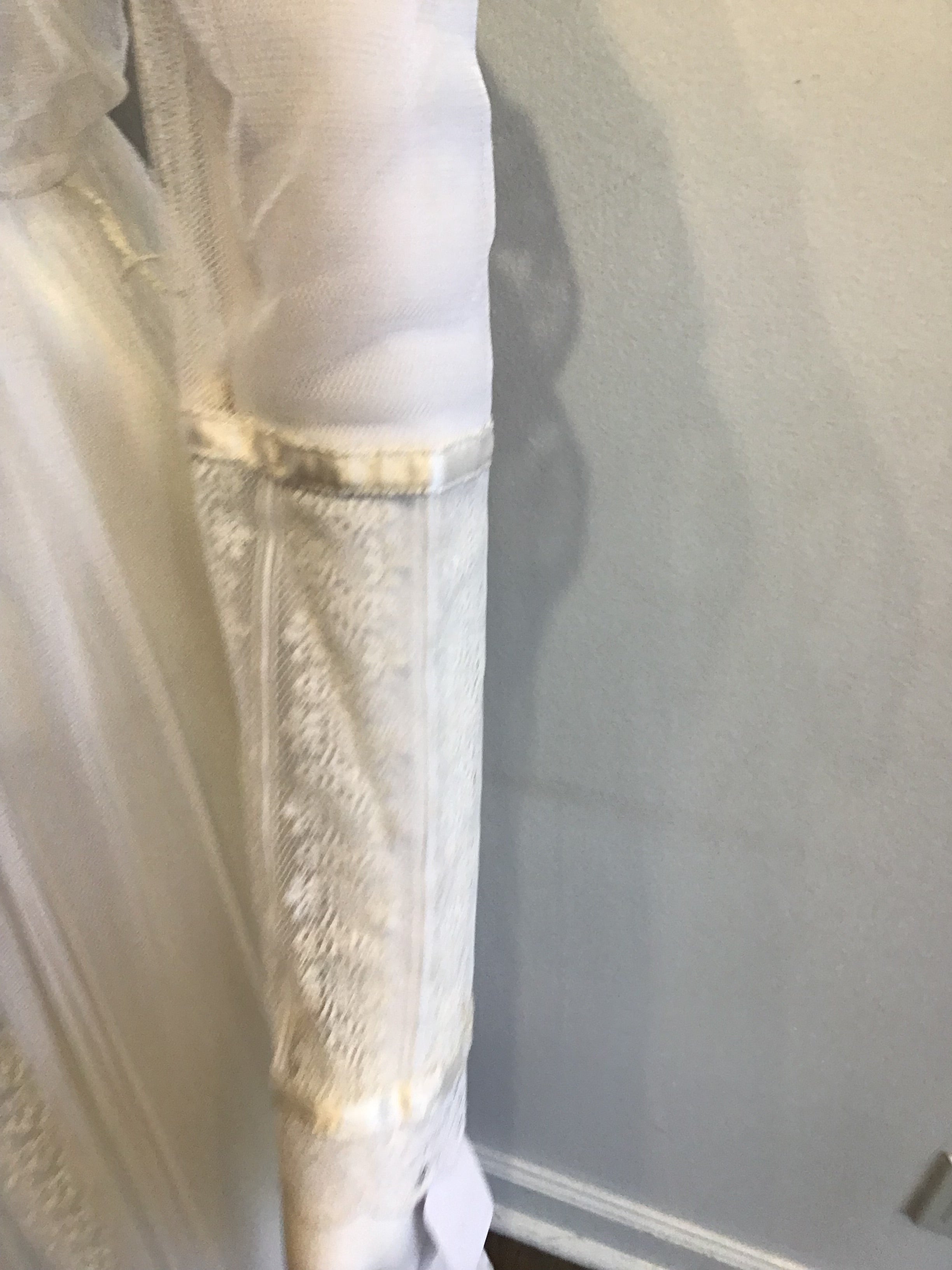 1980’s Gunne Sax White Polyester Net and Lace Wedding Dress Size 8