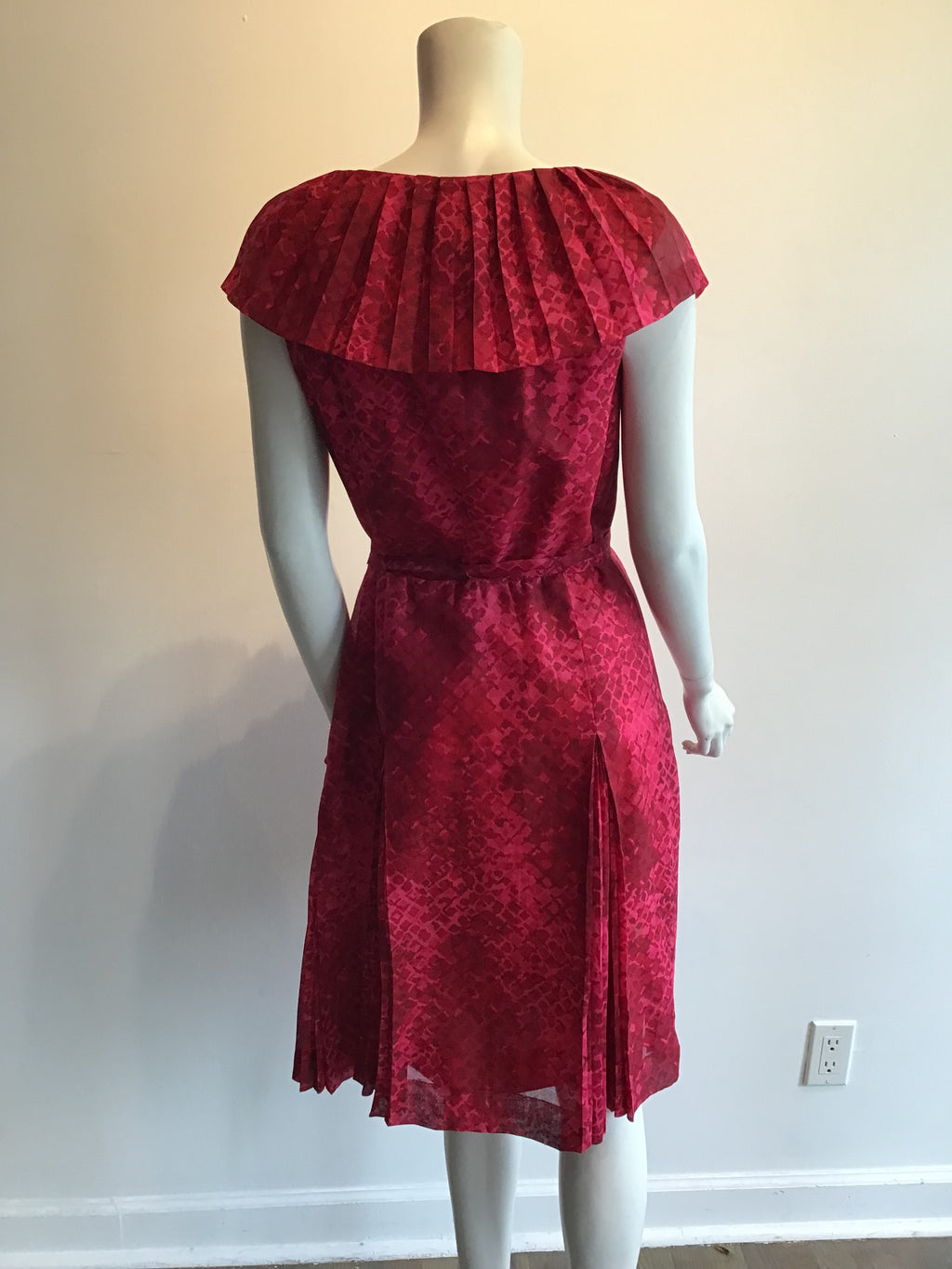 1960s Red and Pink Cotton Net Dress Size 8