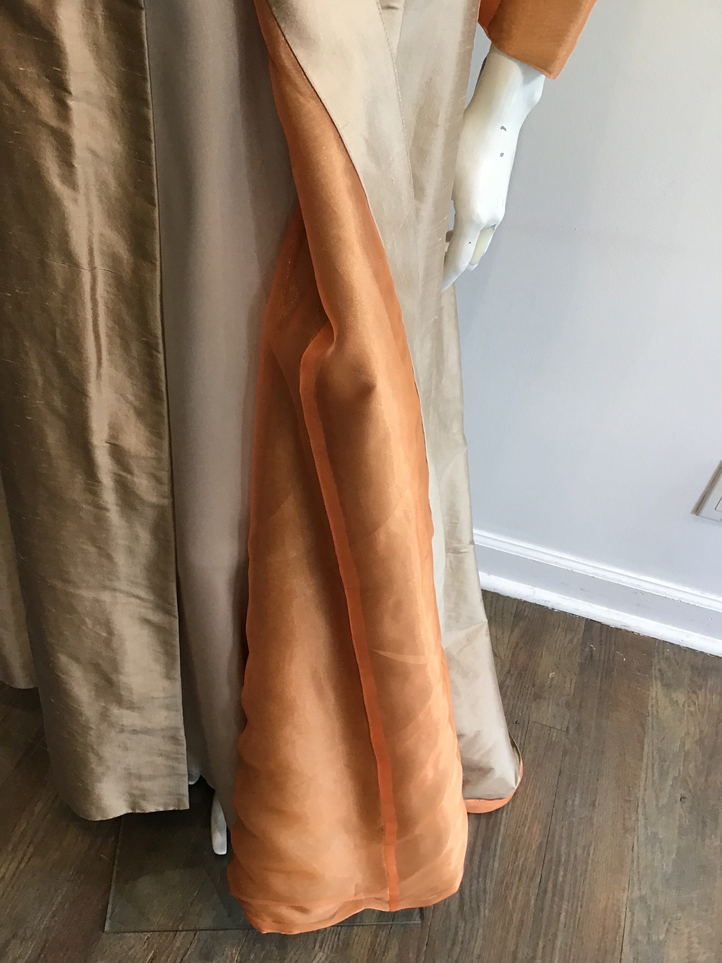 2000’s Silk 2 Piece Cream Bronze Wedding Dress Size 8